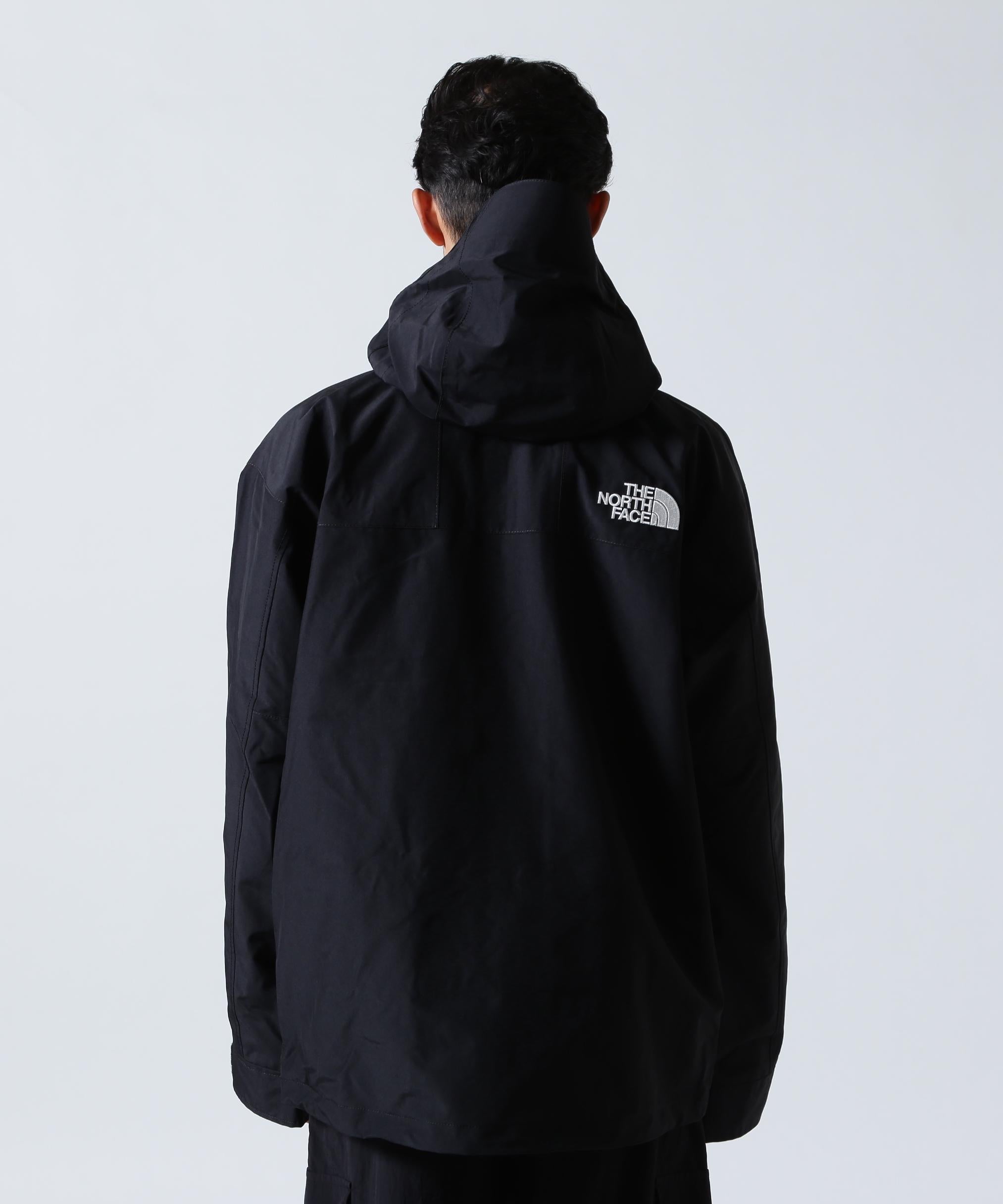 THE NORTH FACE (ザ・ノース・フェイス）Mountain Jacket ブラック