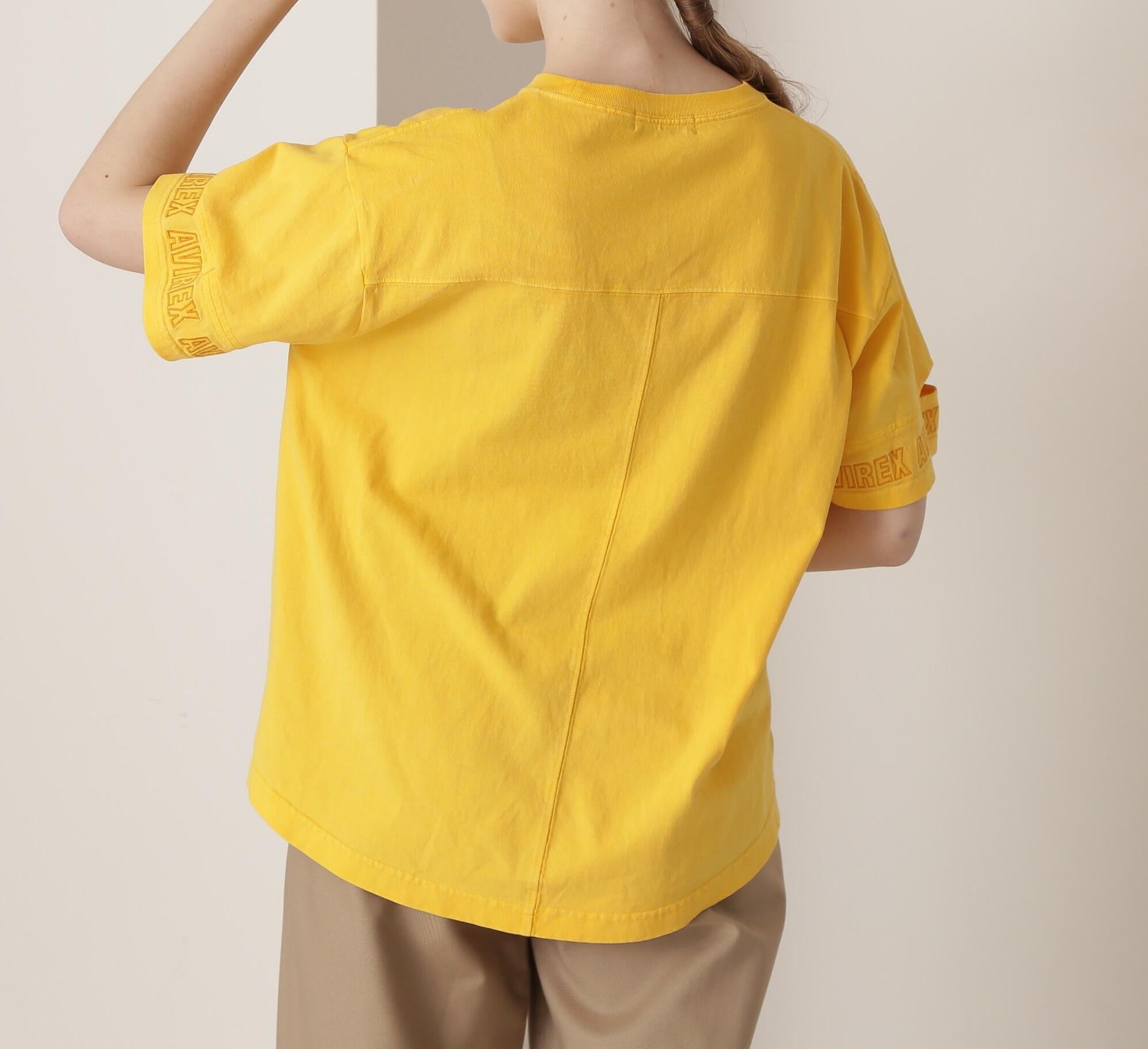 FADE WASH CUFFS OPEN EMR>OIDE>Y T-SHI>T/フェイドウォッシュ カフスオープン刺繍Tシャツ イエロー