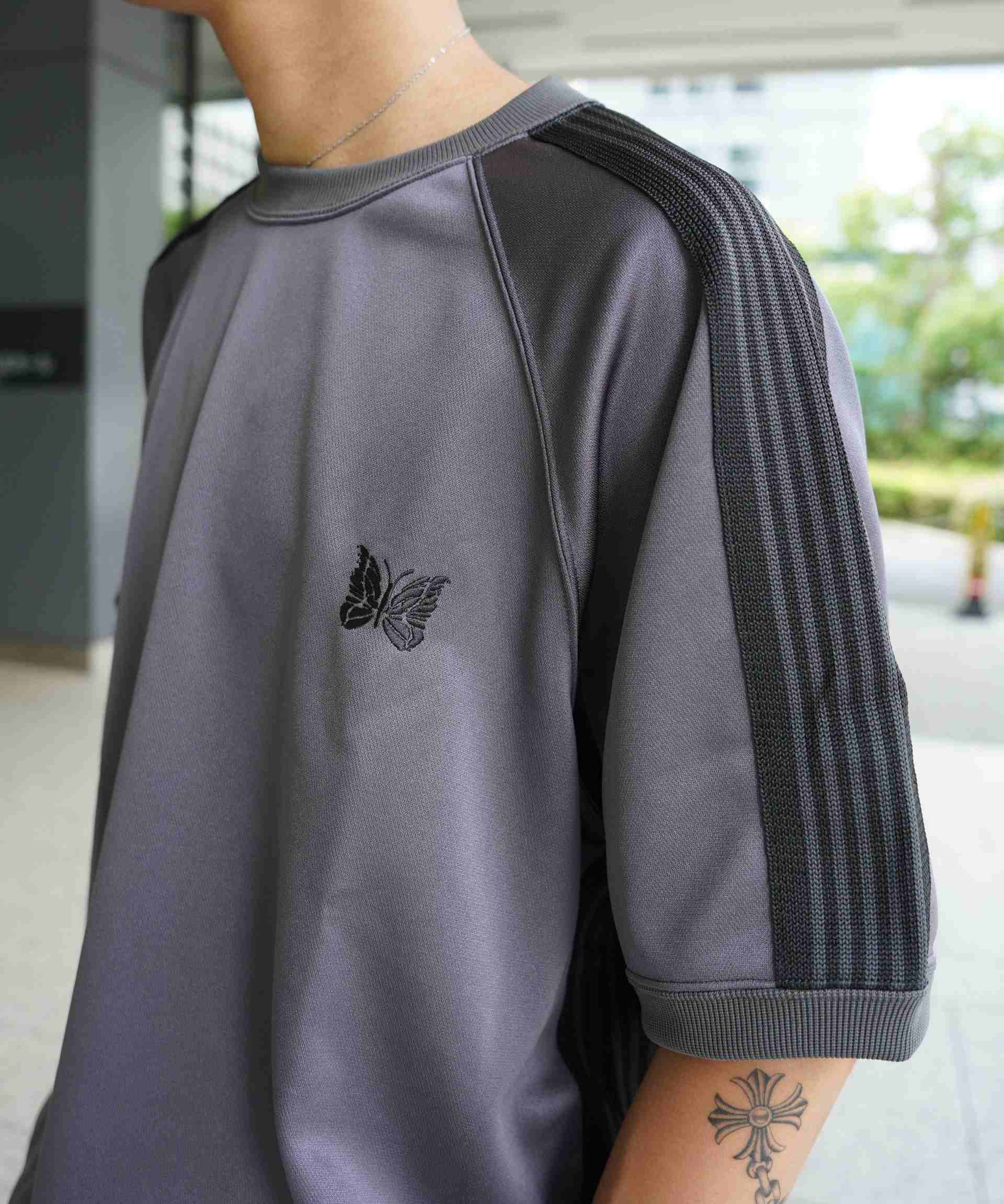 Needles/ニードルズ  別注Tack S/S Cew Neck Shit-Poly Smooth チャコール