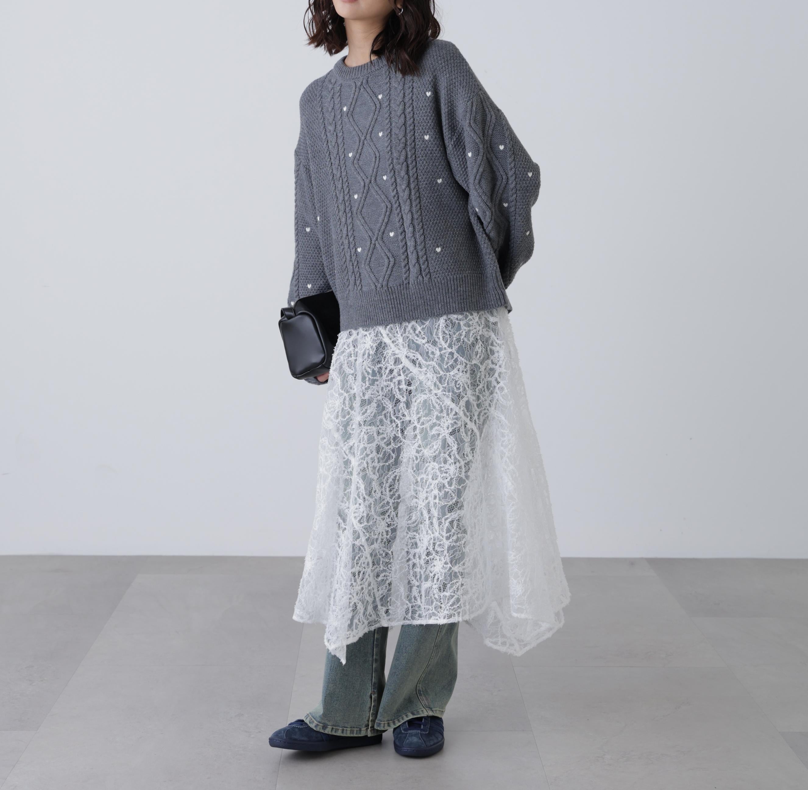 ハート刺繍ケーブルニット グレー