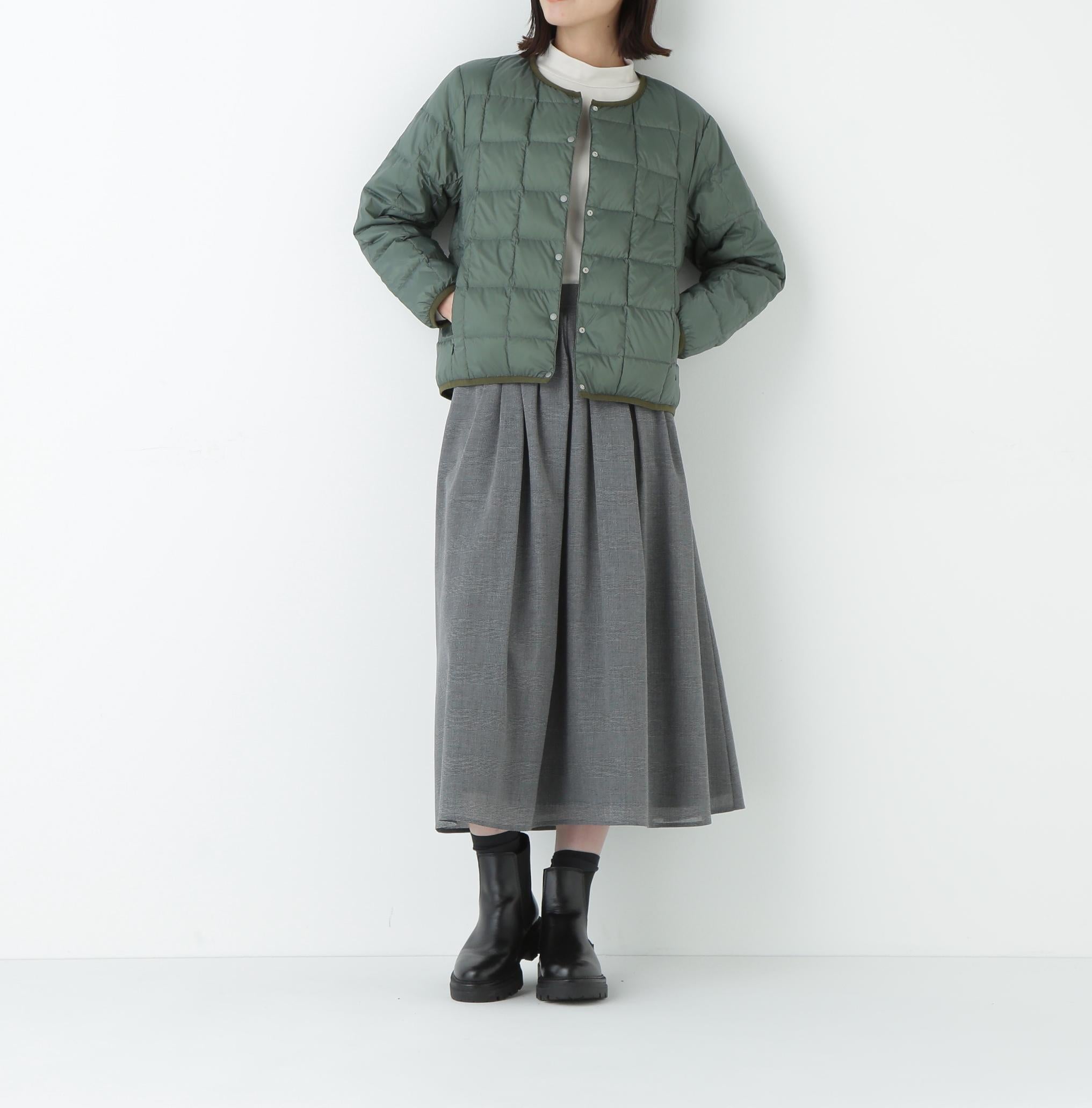 リバーシブルクルーネックダウンブルゾン ダークセージグリーン×ダークオリーブ