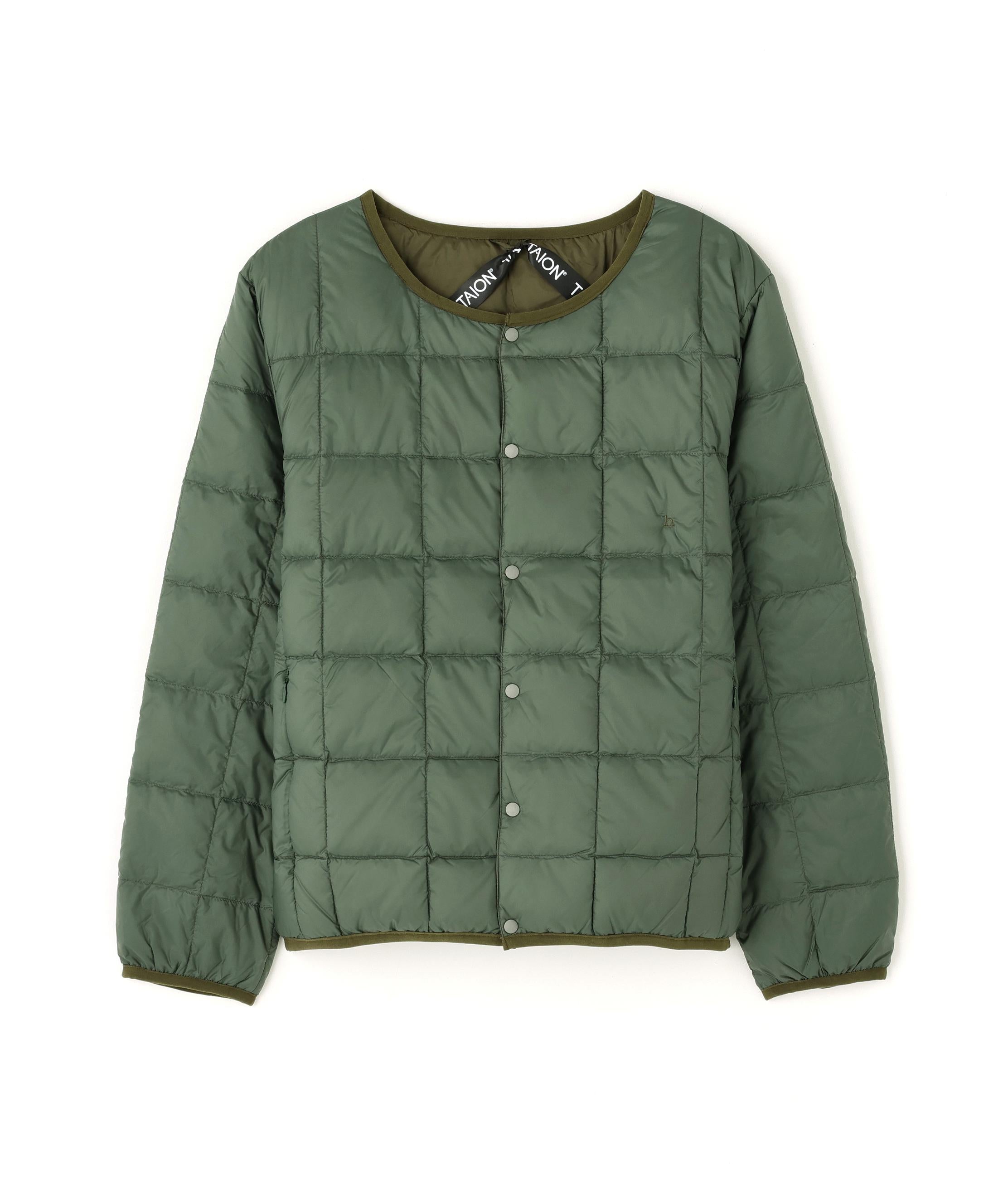 ◆≪ＴＡＩＯＮコラボ≫リバーシブルクルーネックダウンブルゾン ダークセージグリーン×ダークオリーブ