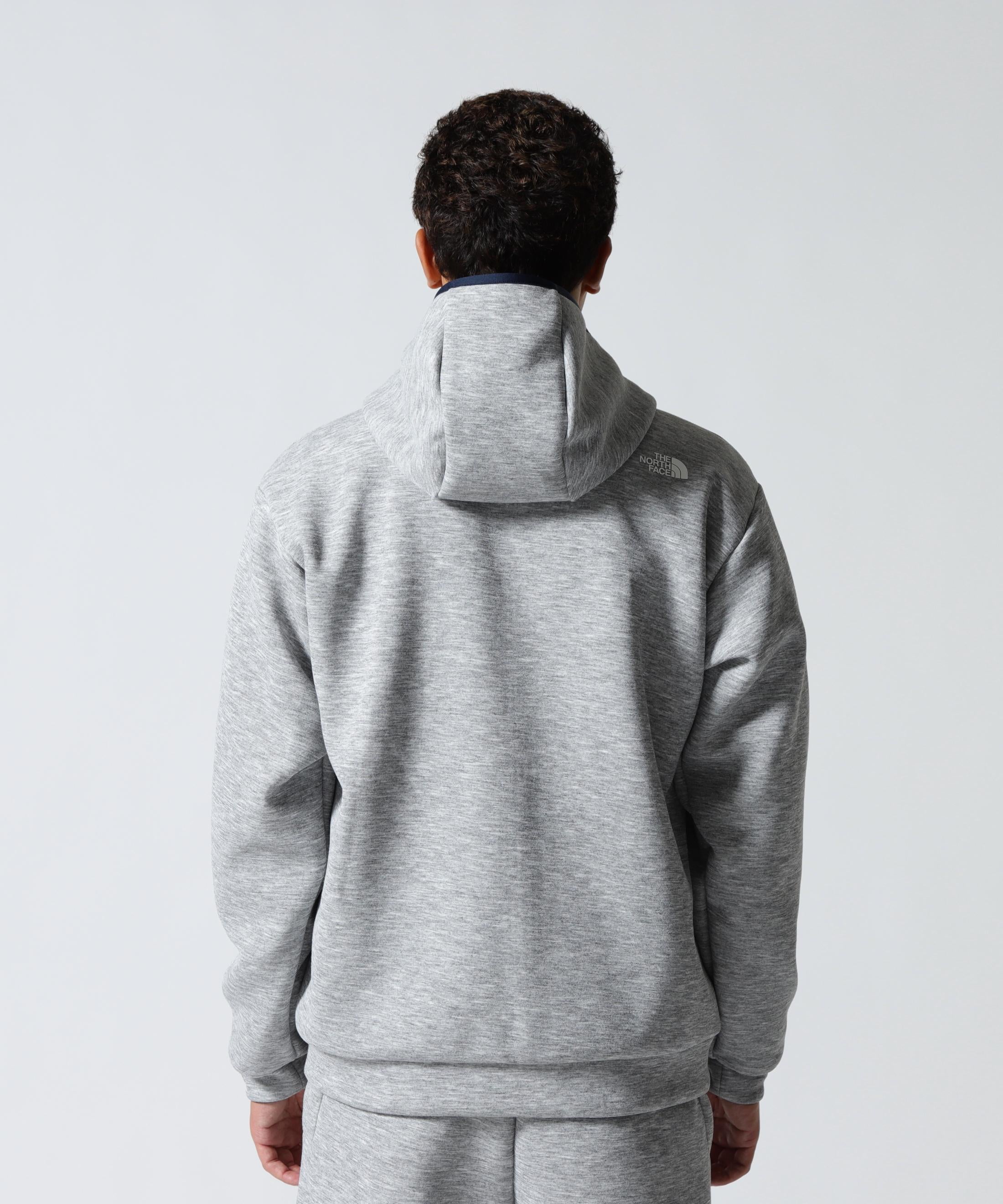 THE NORTH FACE (ザ・ノース・フェイス）reversible Teck Hoodie グレー