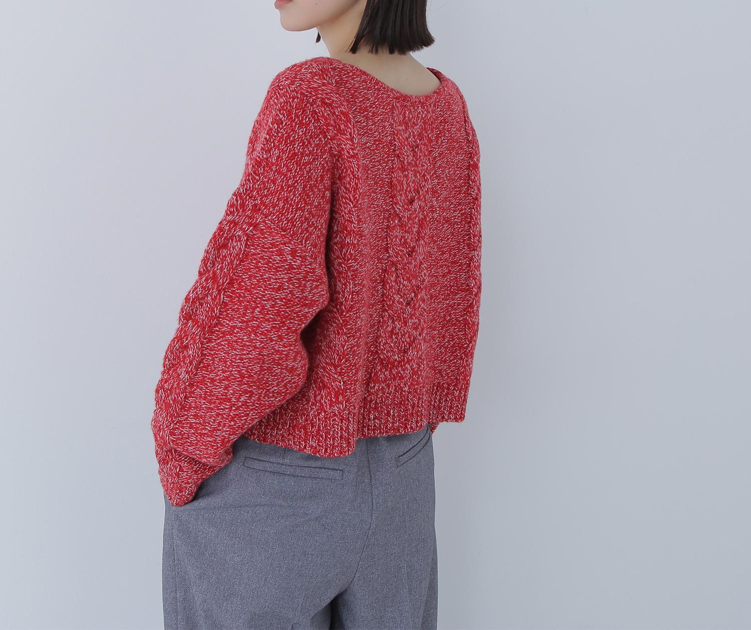 Vネックケーブルニット レッドベース2