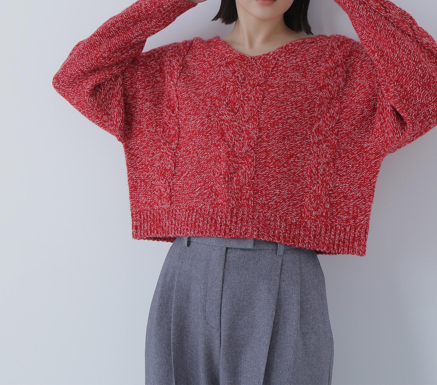 Vネックケーブルニット レッドベース2