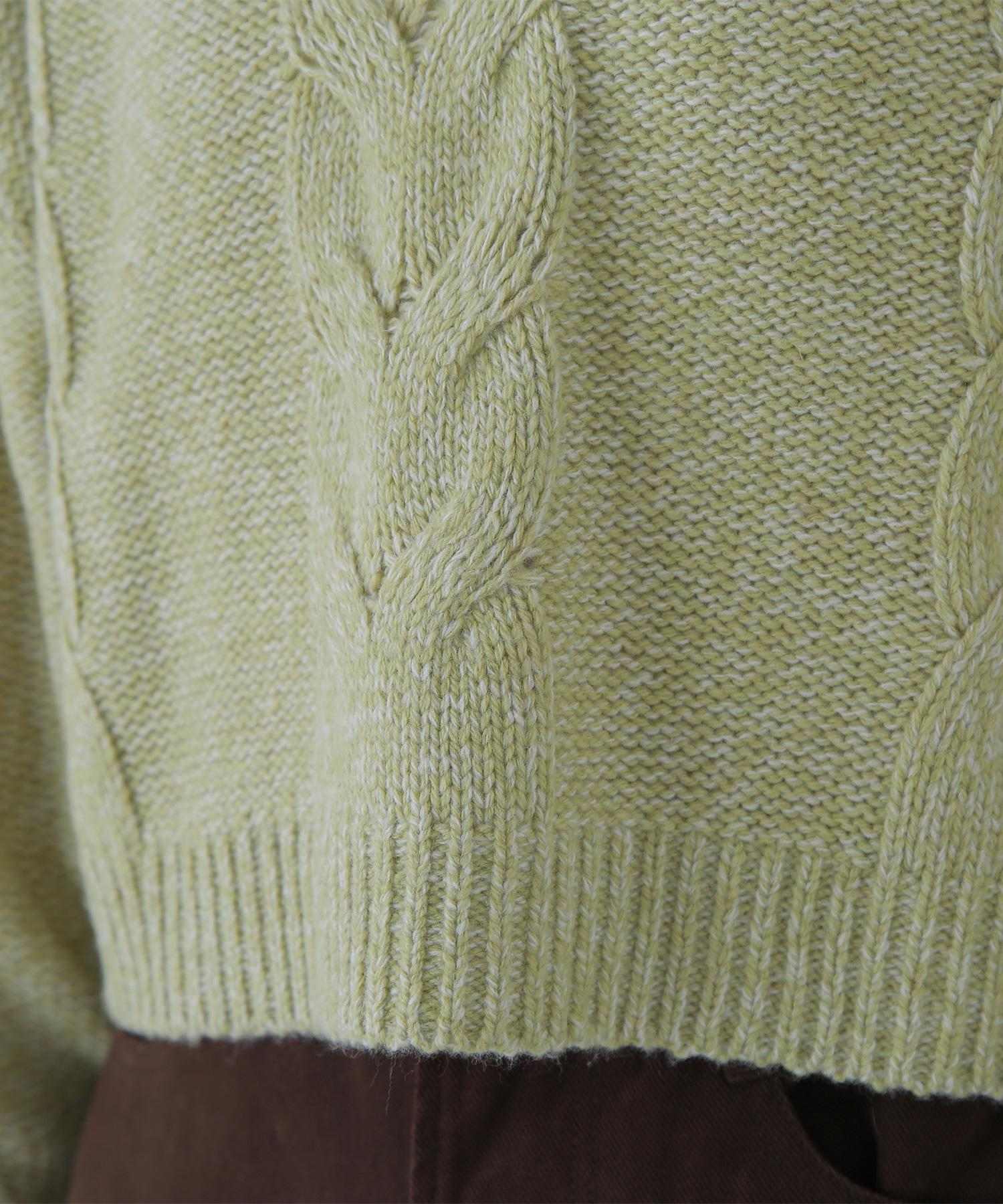 Vネックケーブルニット グリーンベース2