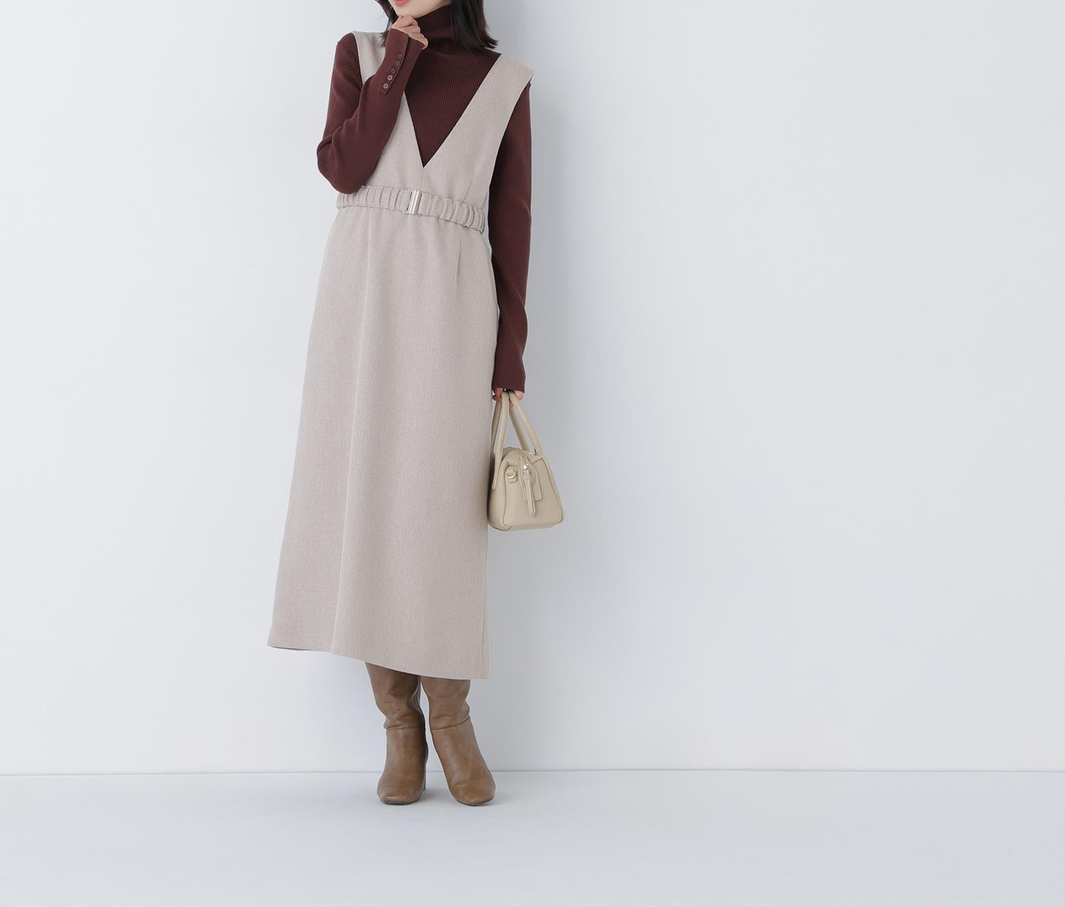 ベーシックタートルネックニット ダークブラウン1