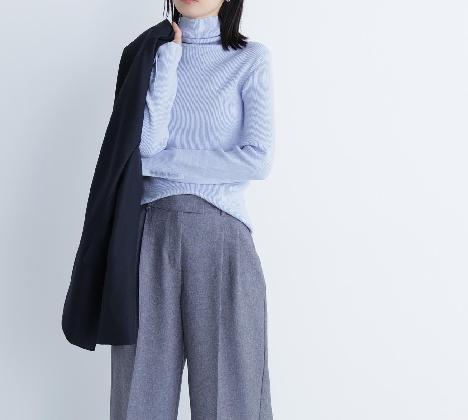 ベーシックタートルネックニット ブルー