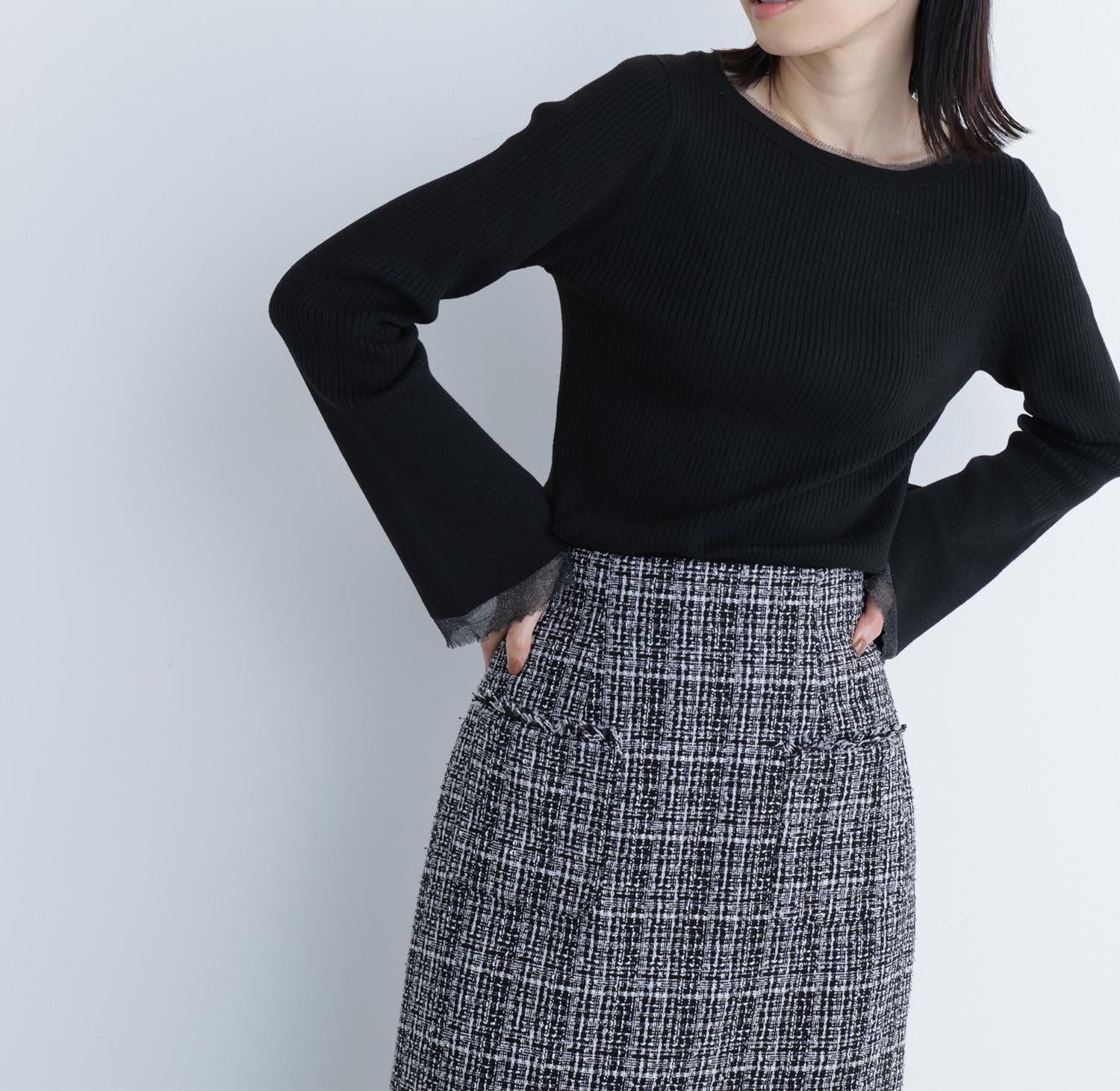 ボートネックフレアカフスニット ブラック