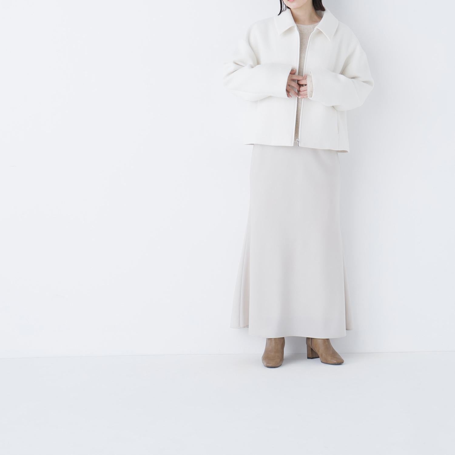 アルパカ混クルーネックニット ライトベージュ