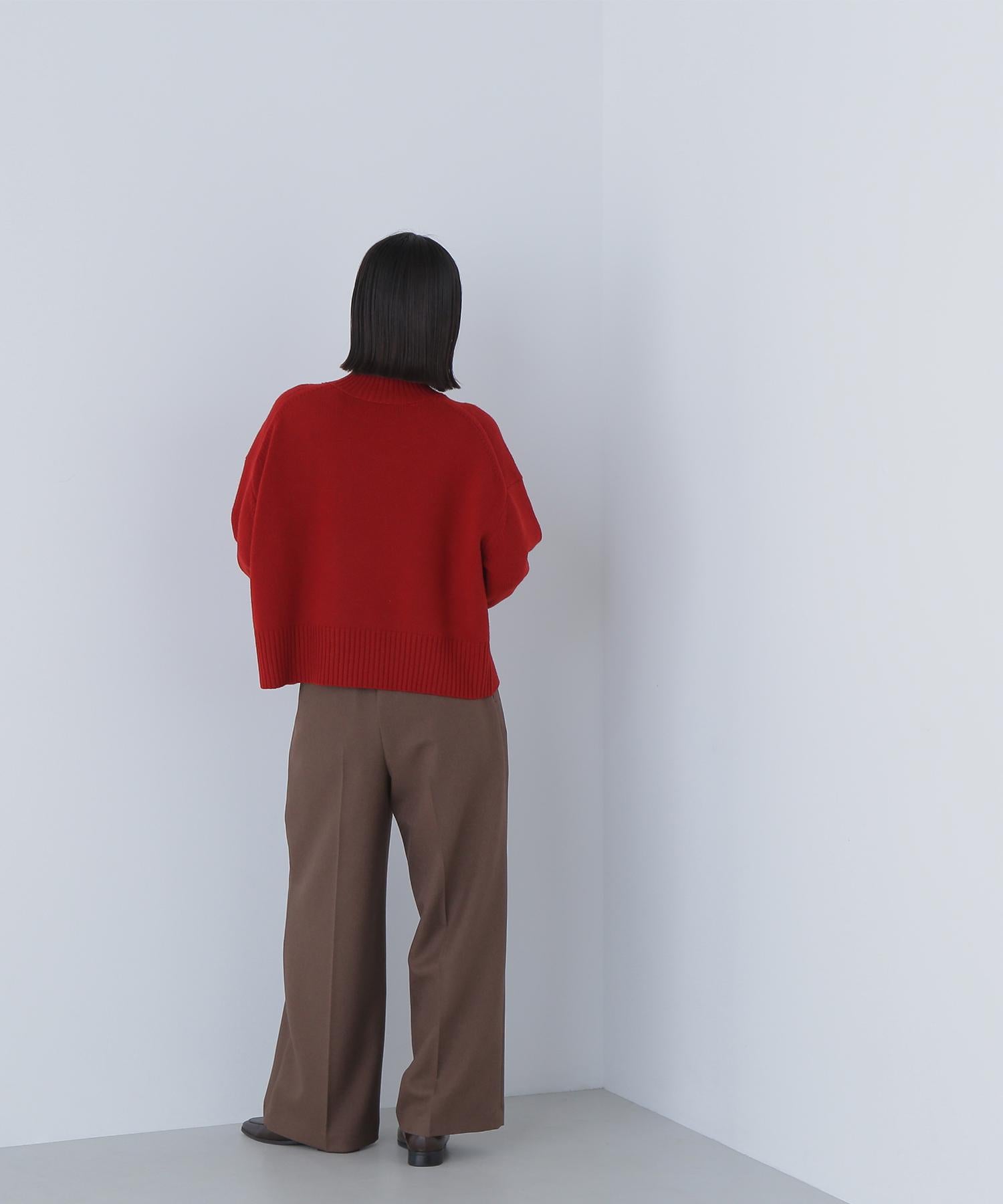 サイドスリットハイネックニット レッド
