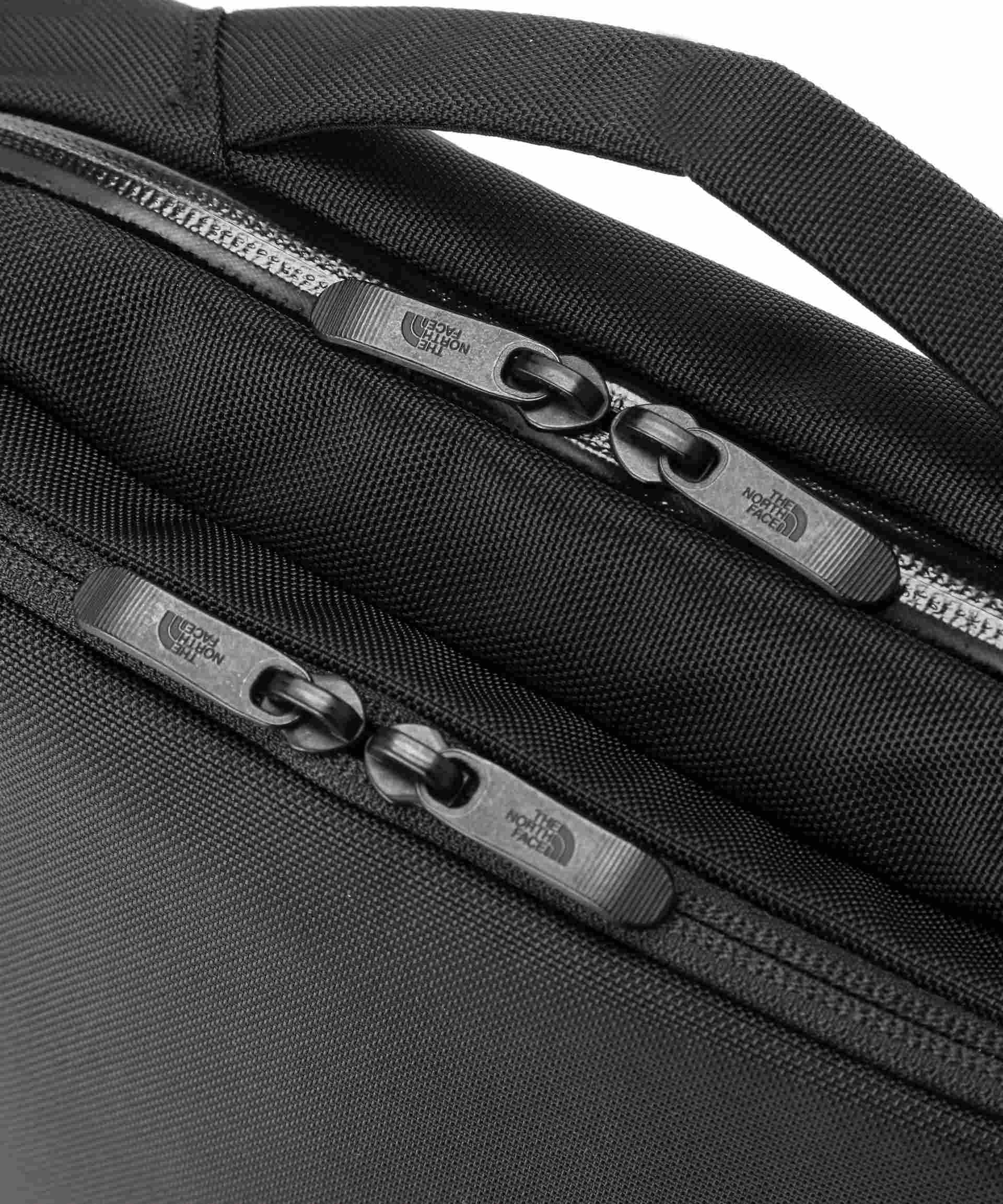 THE NORTH FACE/Shuttle Daypack Slim