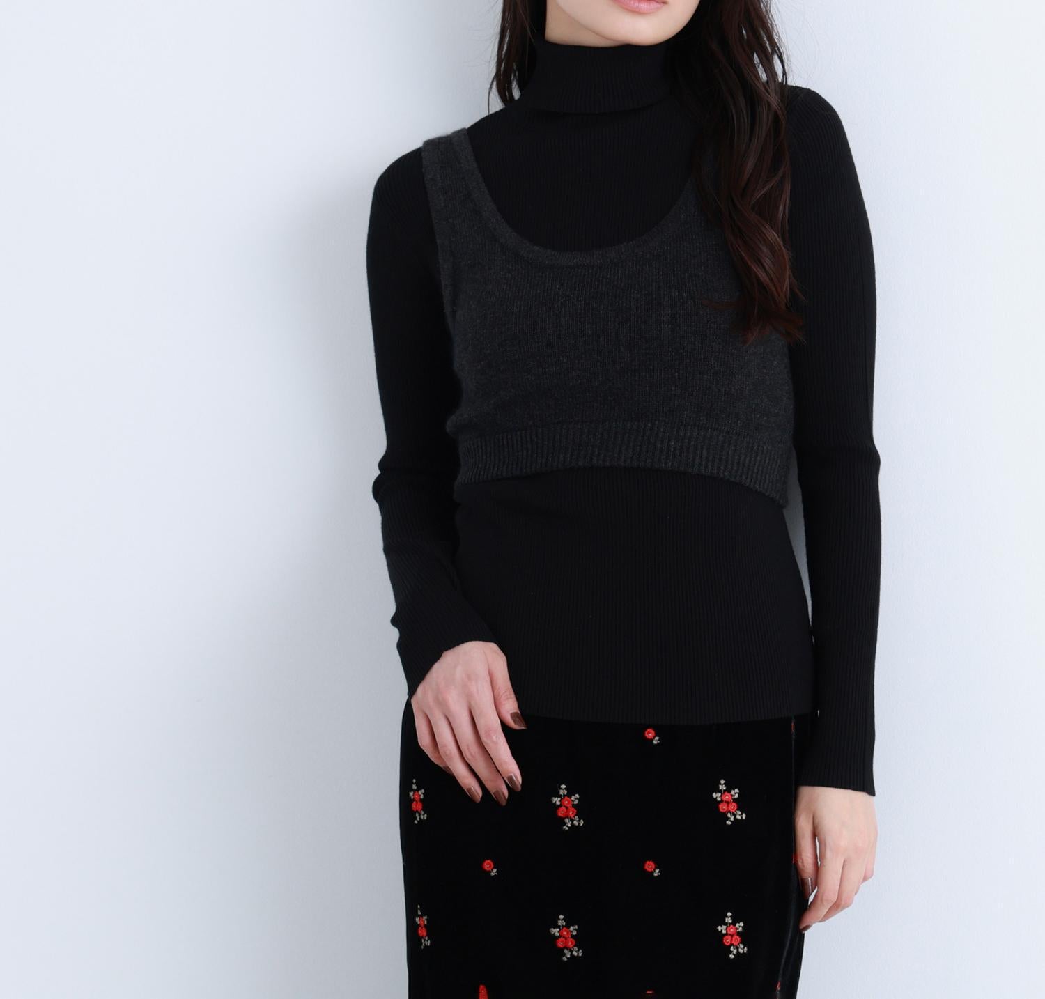 ビスチェレイヤードニット ブラック×チャコール2