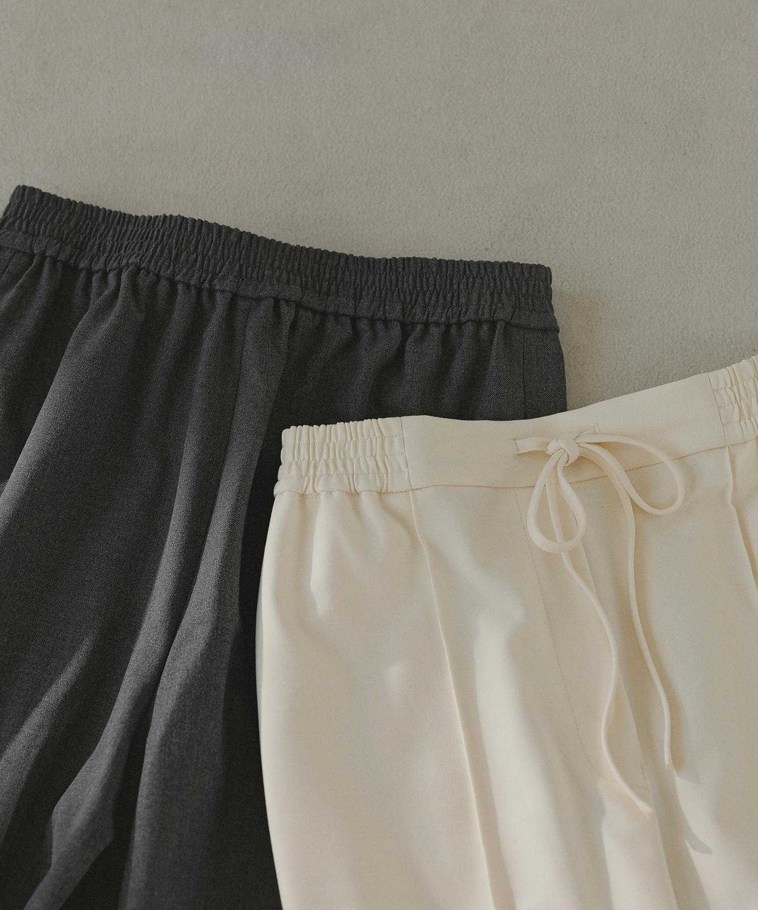 楽してごめん！はくだけきちんと見えパンツ オフホワイト1