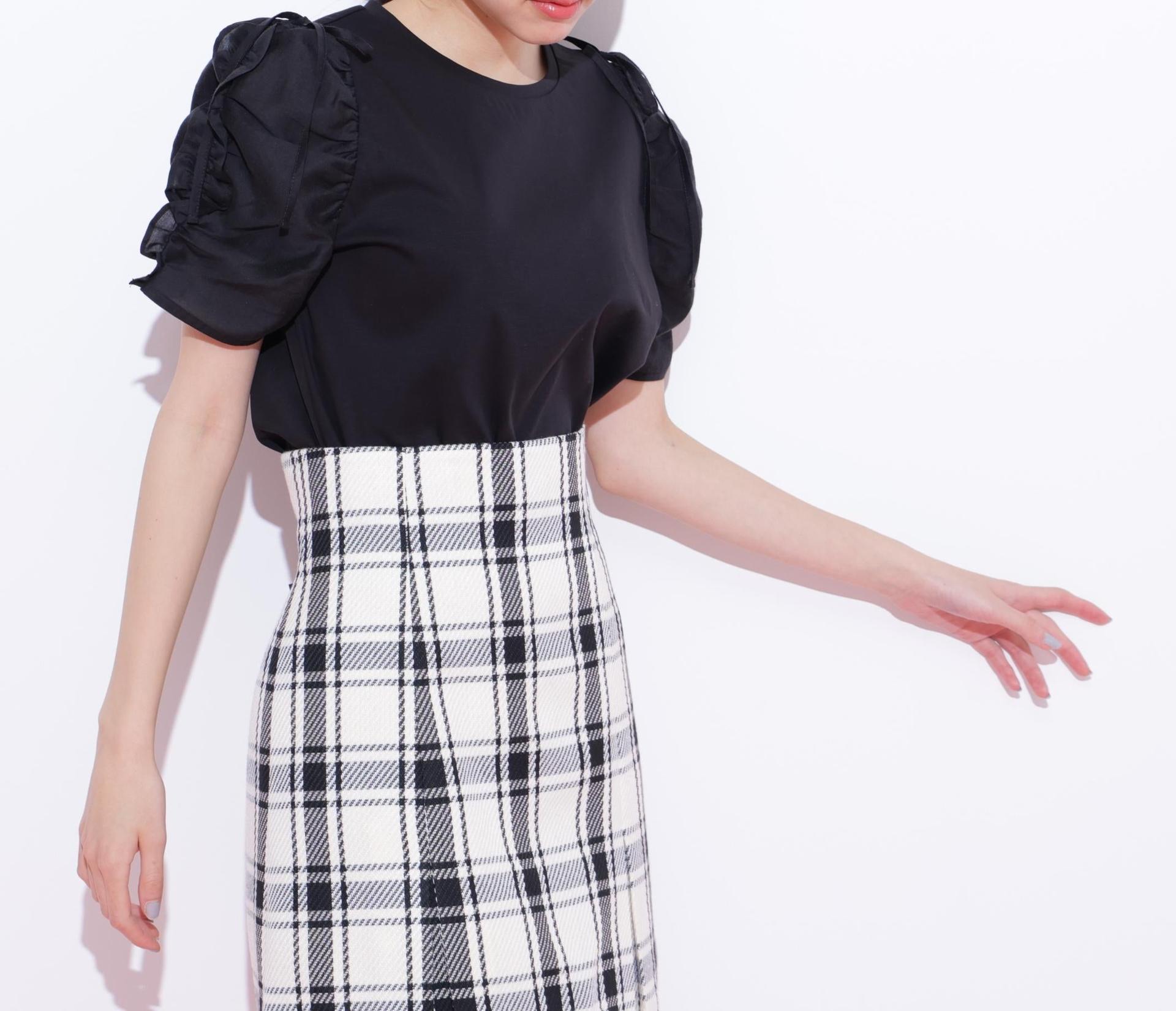 袖ボリュームリボンTシャツ ブラック