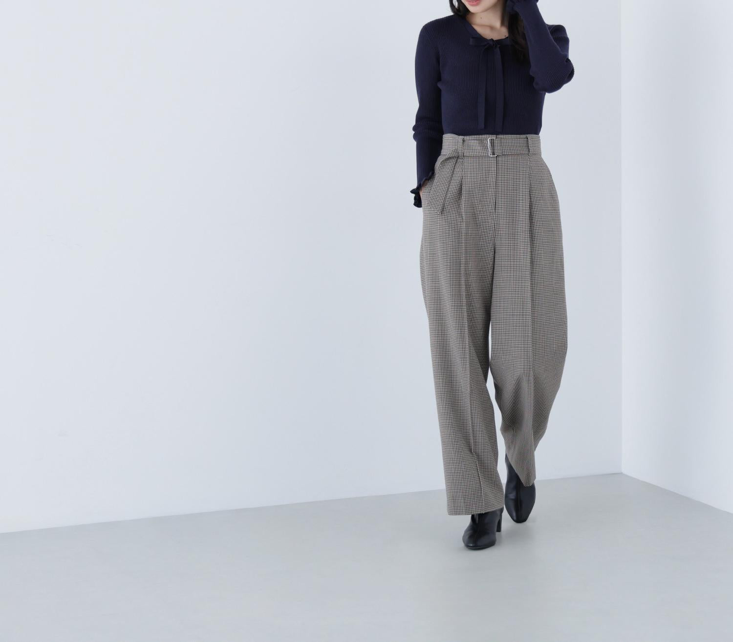 ラメリブボウタイニット ネイビー