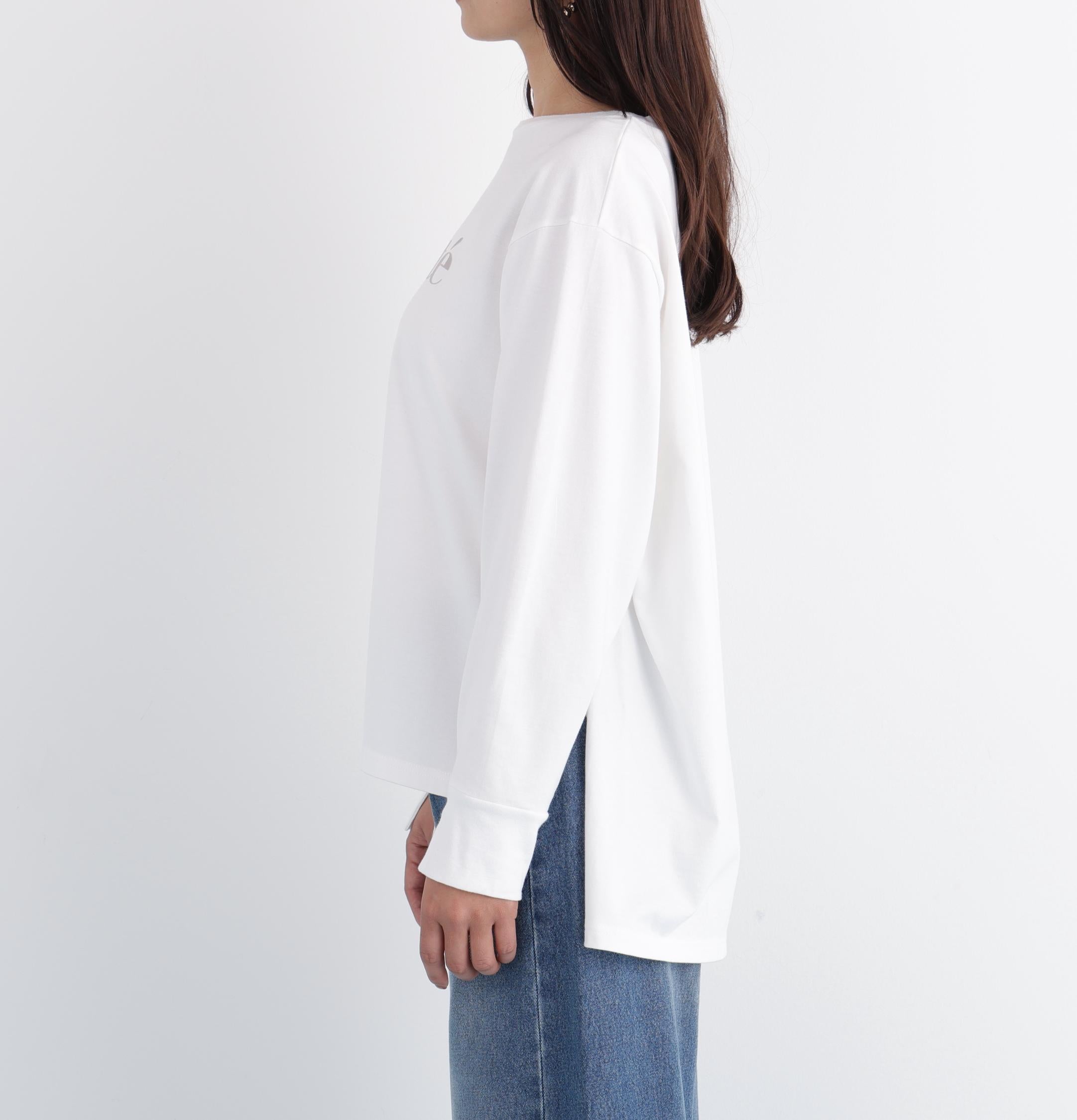 「Ｌｉｂｅｒｔｅ」ロングＴシャツ ホワイト