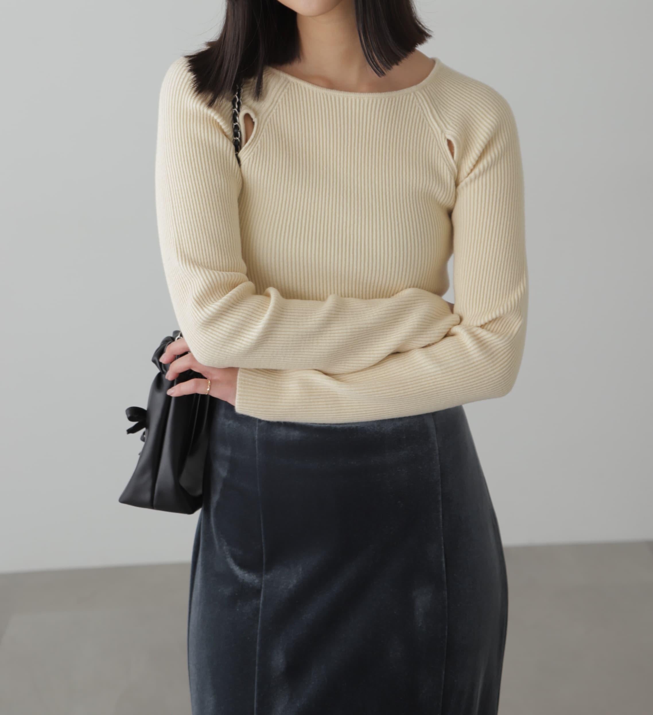 クルーネックカッティングニット オフホワイト