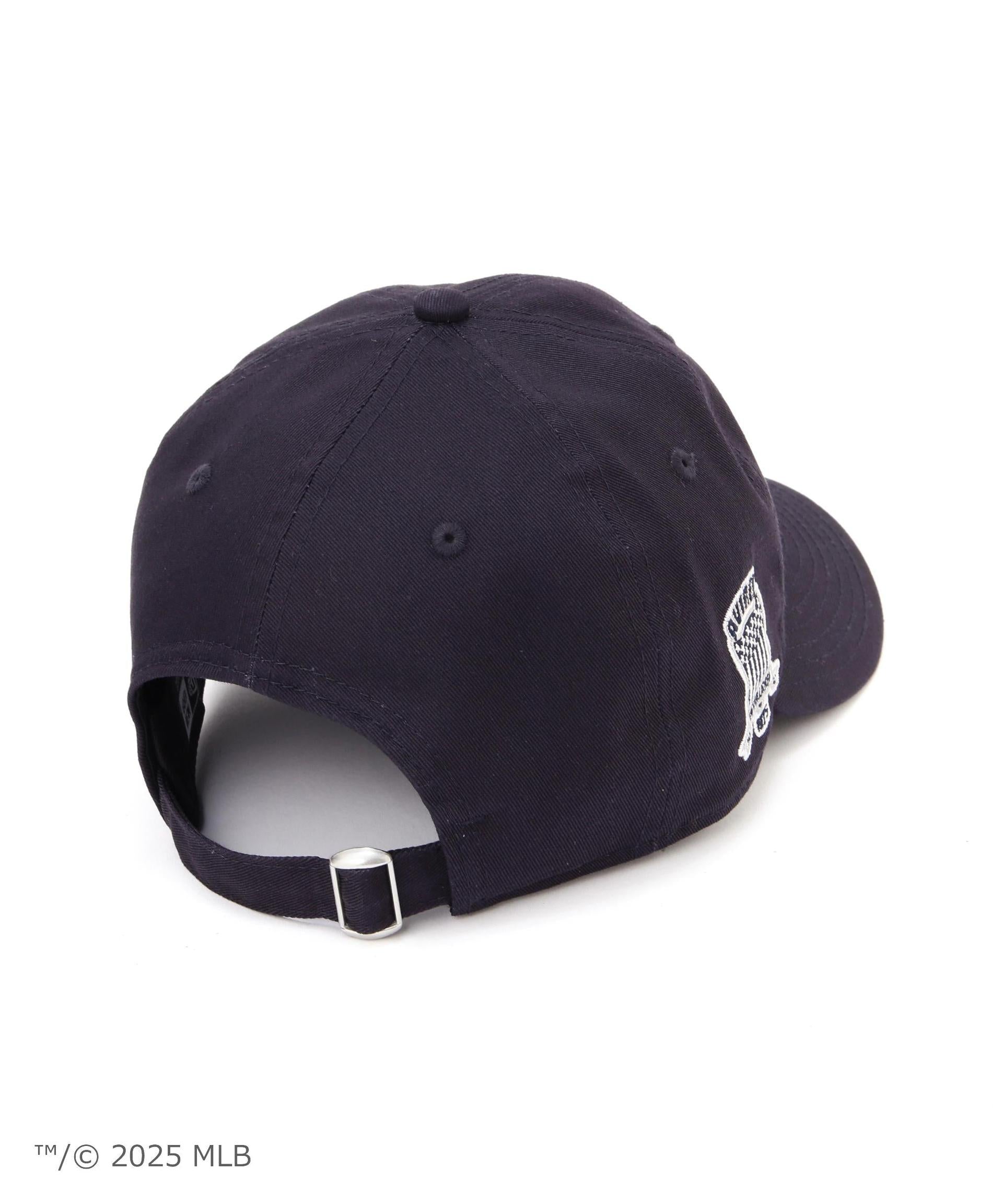 AVI>EX ×  NEW YO>K YANKEES CAP ネイビー