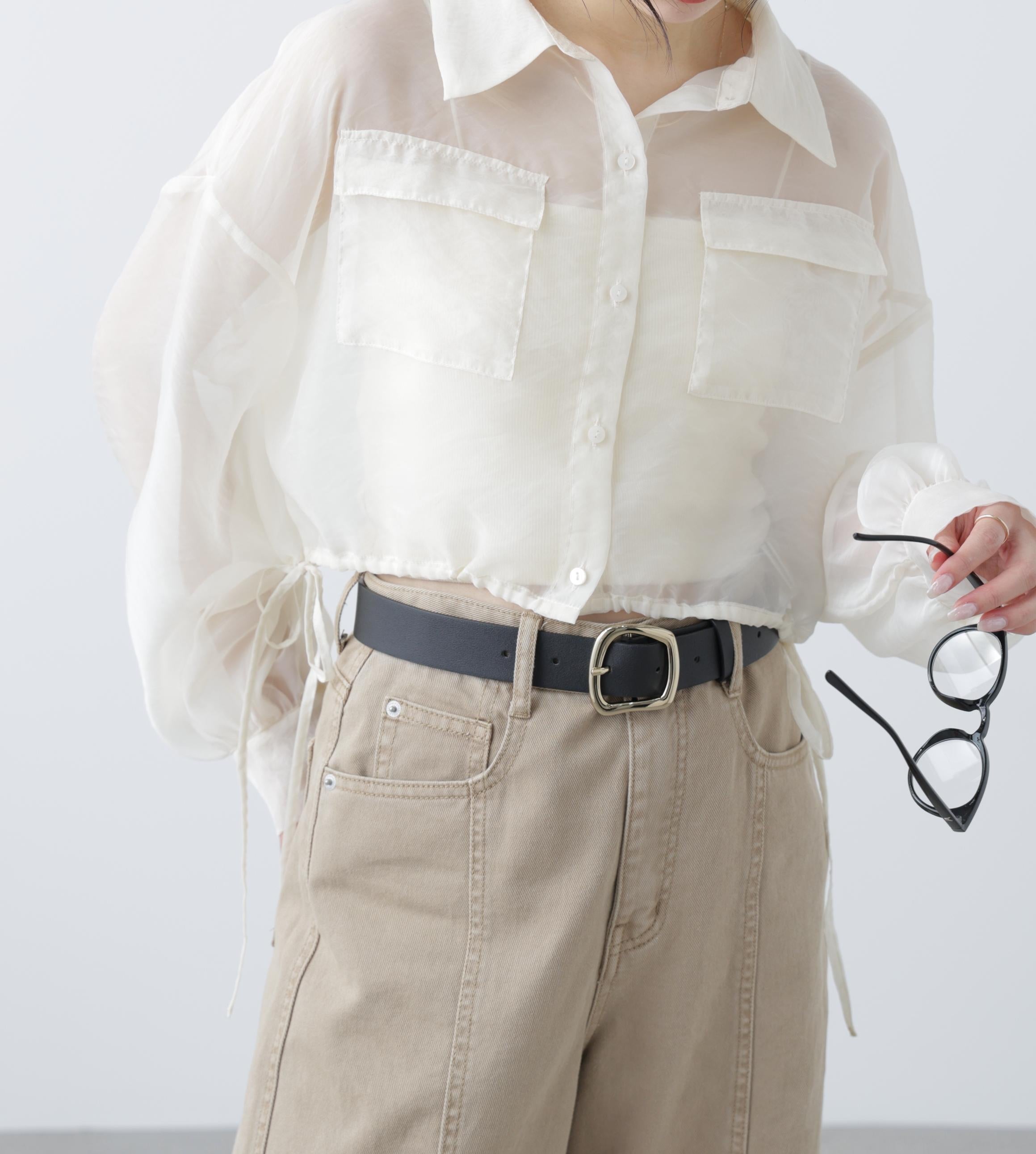 裾ドロストショート丈シアーシャツ ホワイト