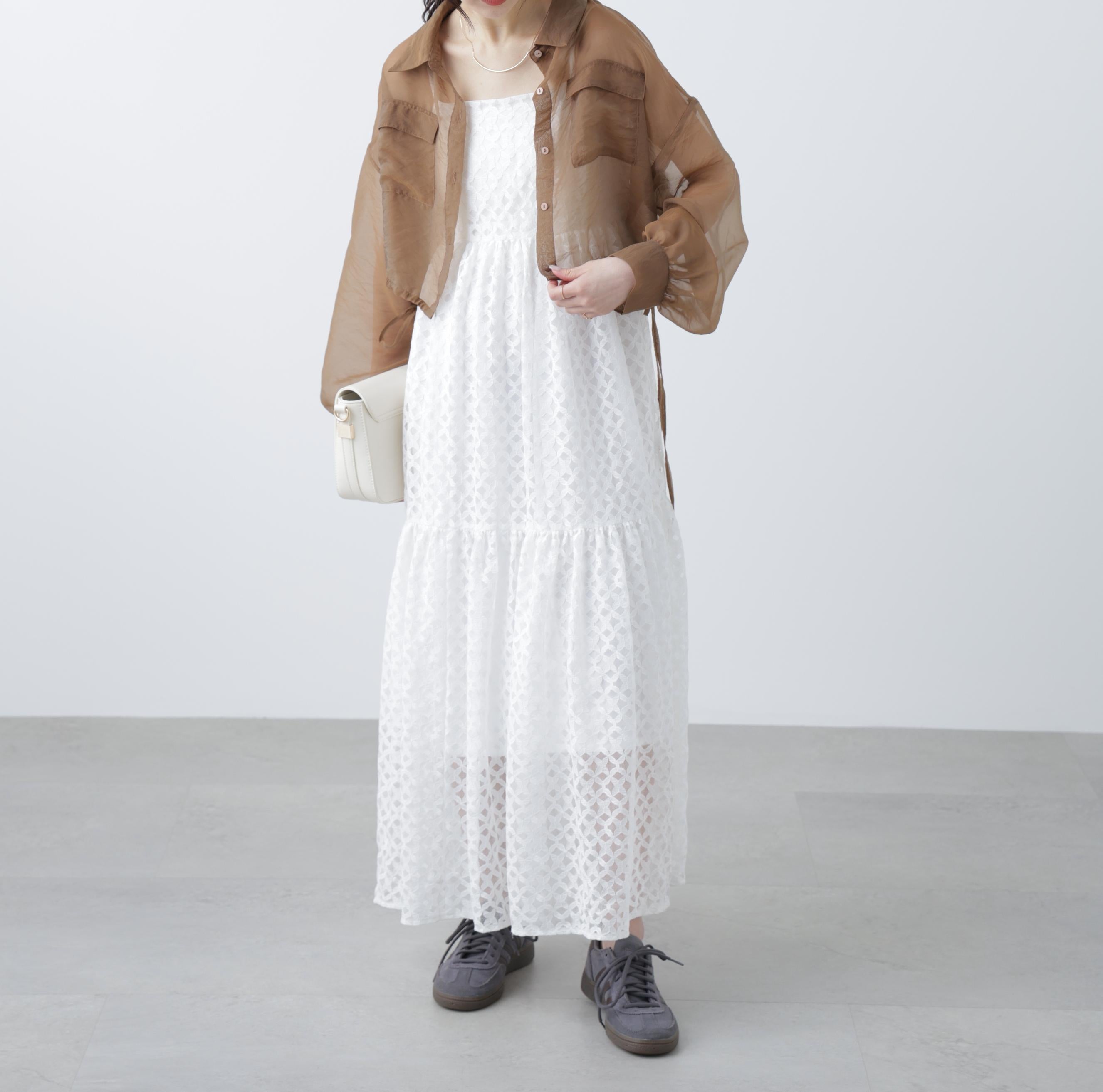 裾ドロストショート丈シアーシャツ ブラウン