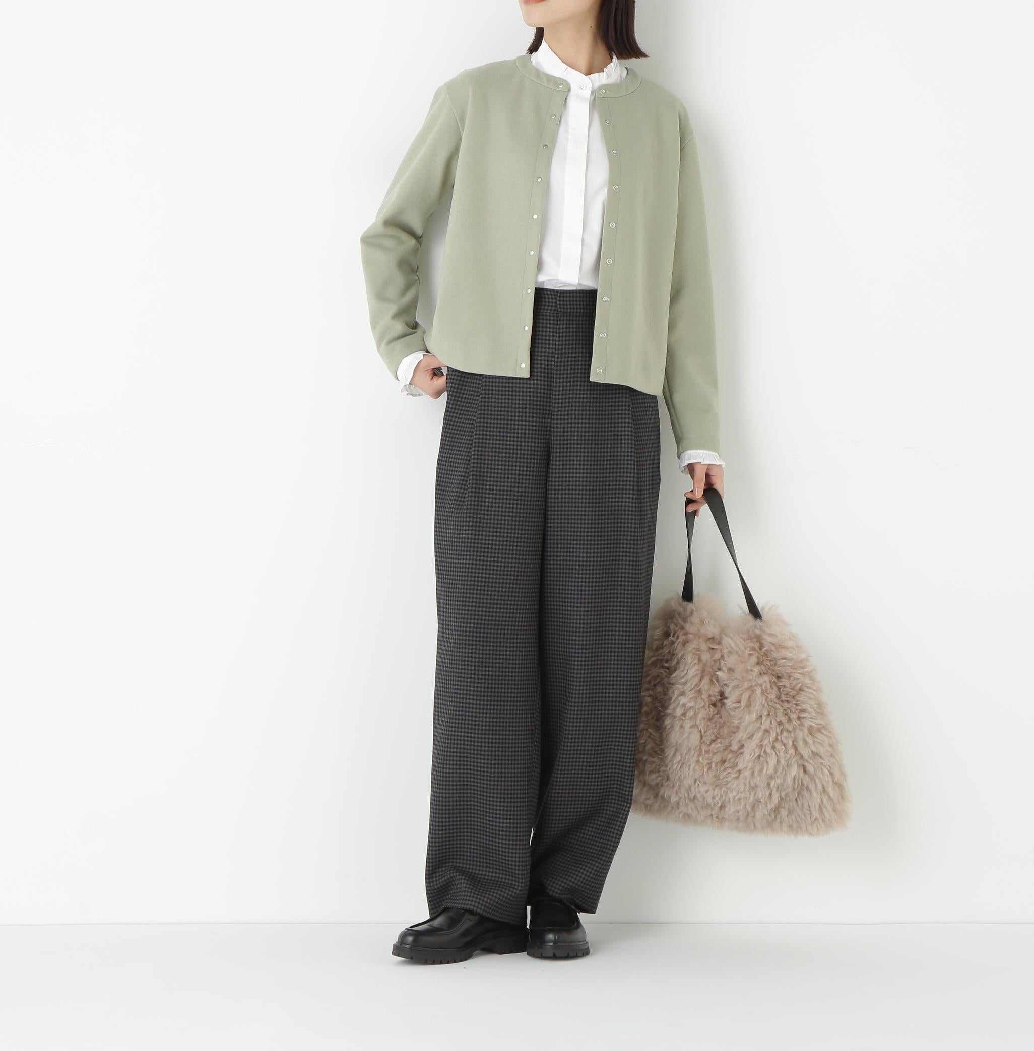 先染めチェックタックセミワイドパンツ グレーギンガムチェック3