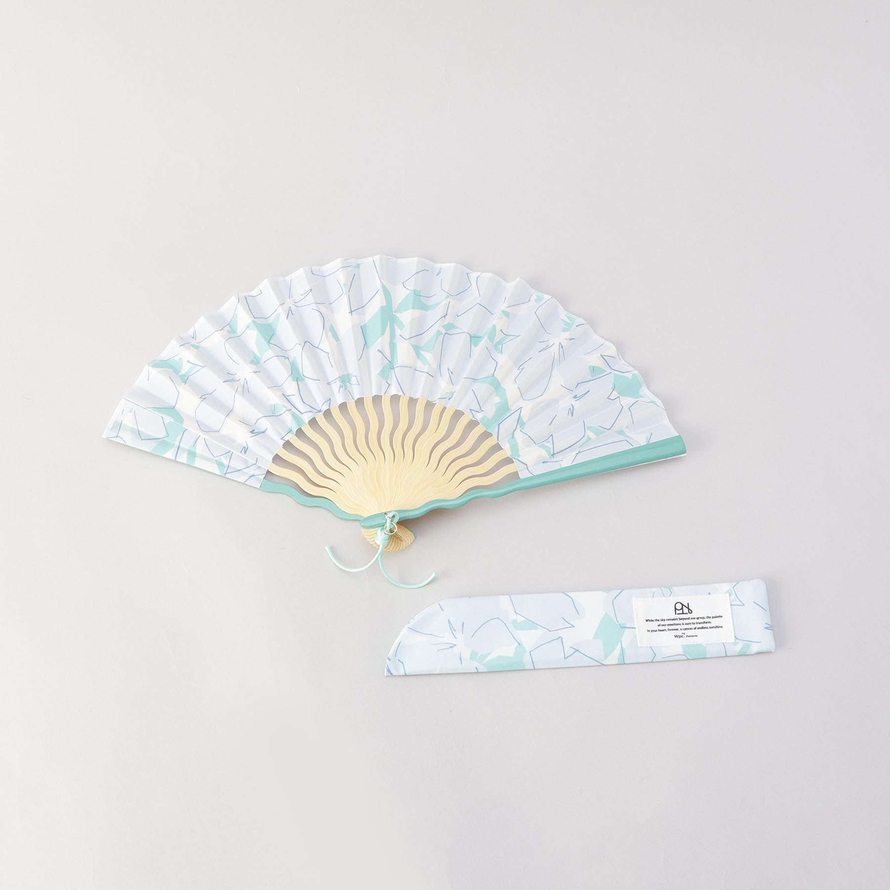 トゥーワントゥーキッチン ストア 212 KITCHEN STORE Wpc.GIFTBOX扇子 ウェーブボールド フラワーサックス （その他） その他