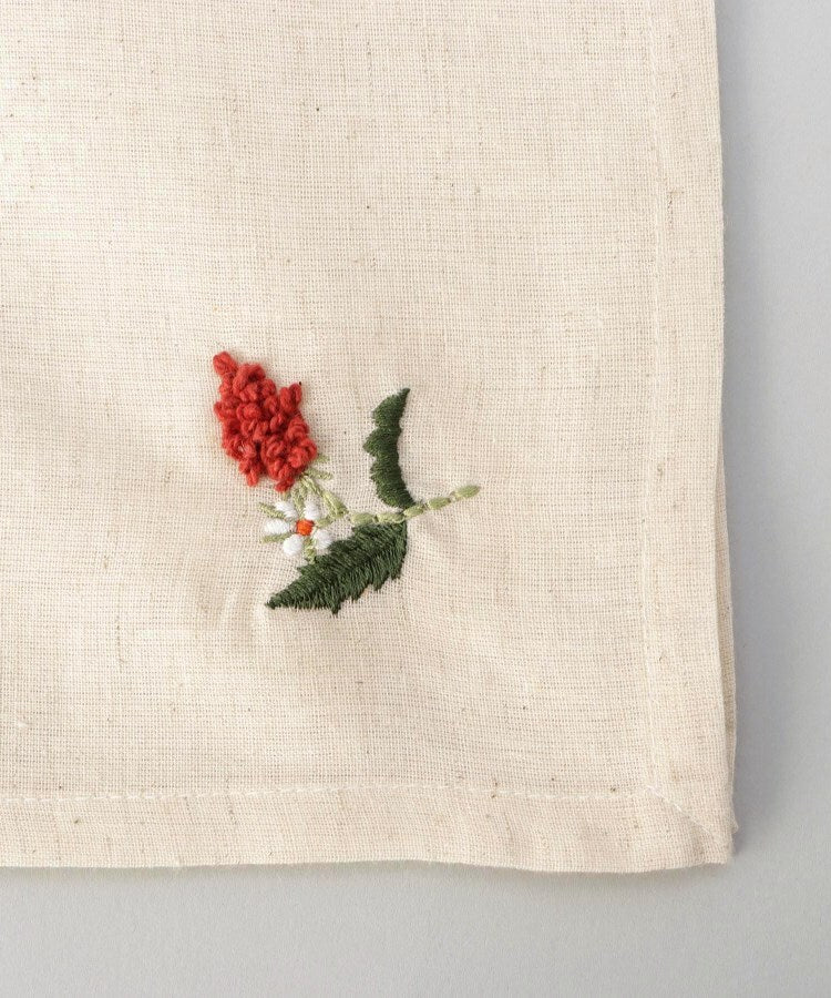 トゥーワントゥーキッチン ストア 212 KITCHEN STORE 刺繍フラワー ワイルドストロベリー マルチクロス 130x130cm NA ＜212Kオリジナル ＞ （その他） その他