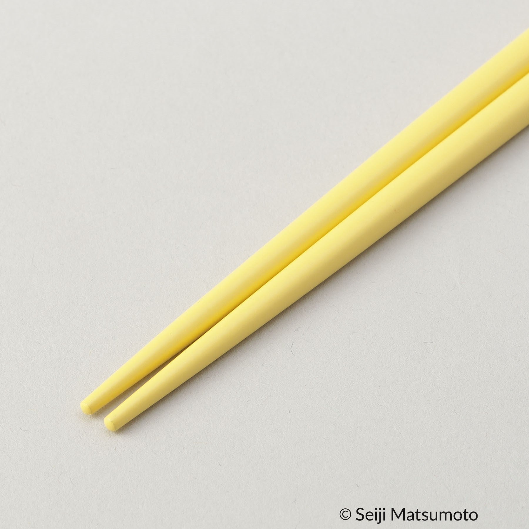 212 KITCHEN STORE Chopsticks and chopstick case YE ＜ANDY＞ [Non-returnable item]
