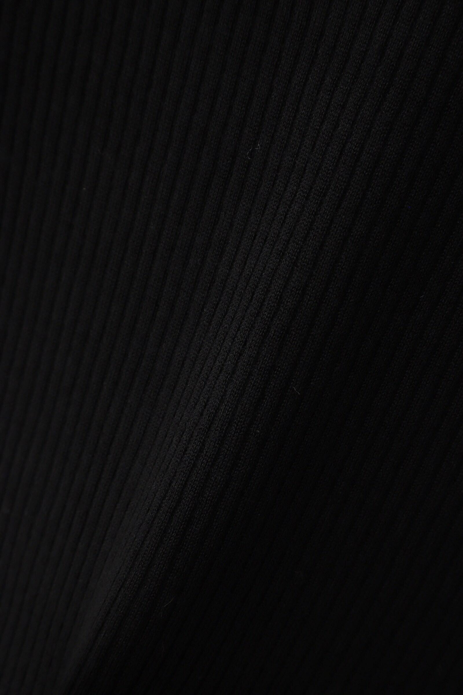 ◆Ｖネックニットプルオーバー ブラック