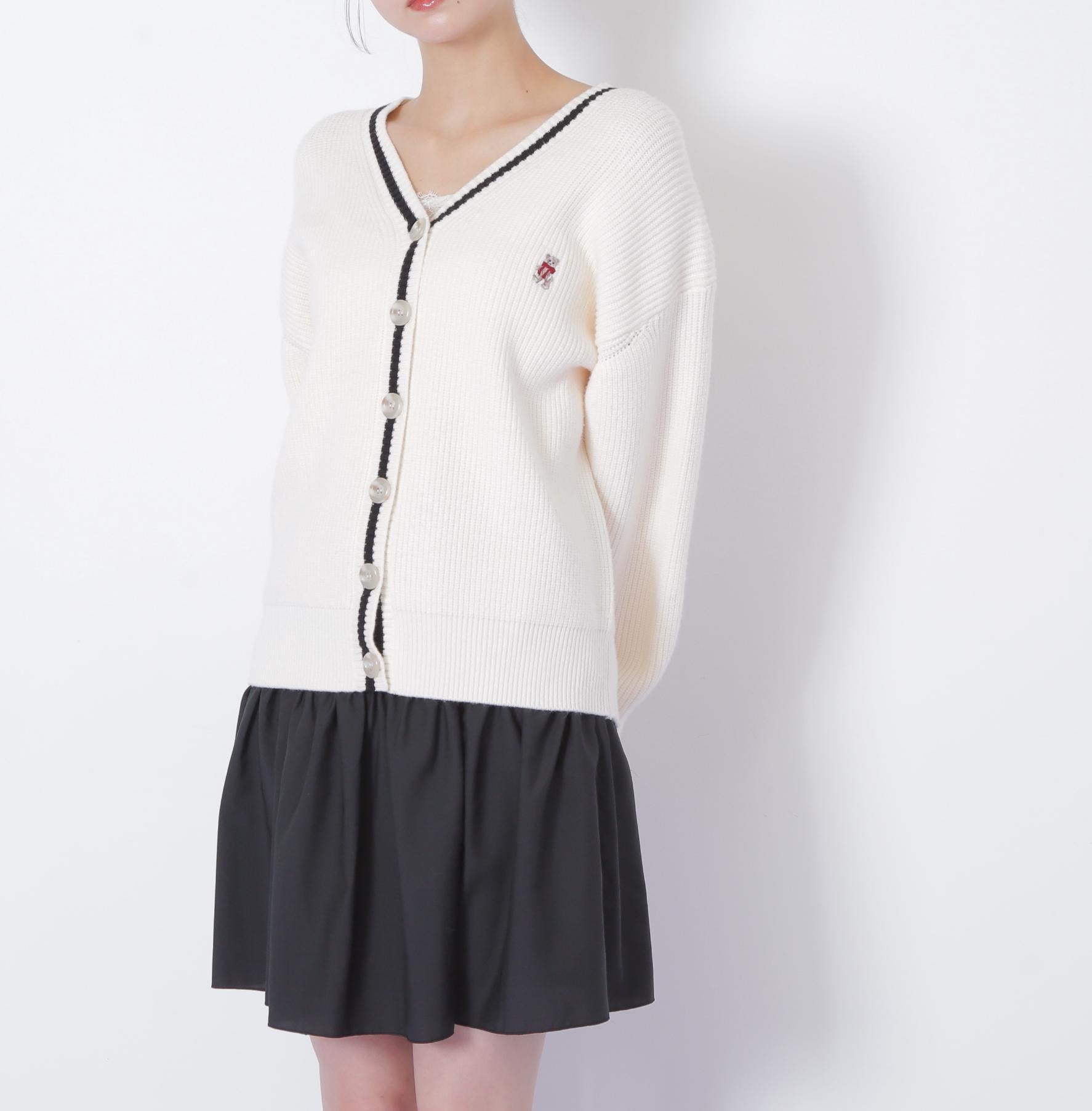 ＜ＢＥＡＲシリーズ＞カーディガンセットアップ エクリュ