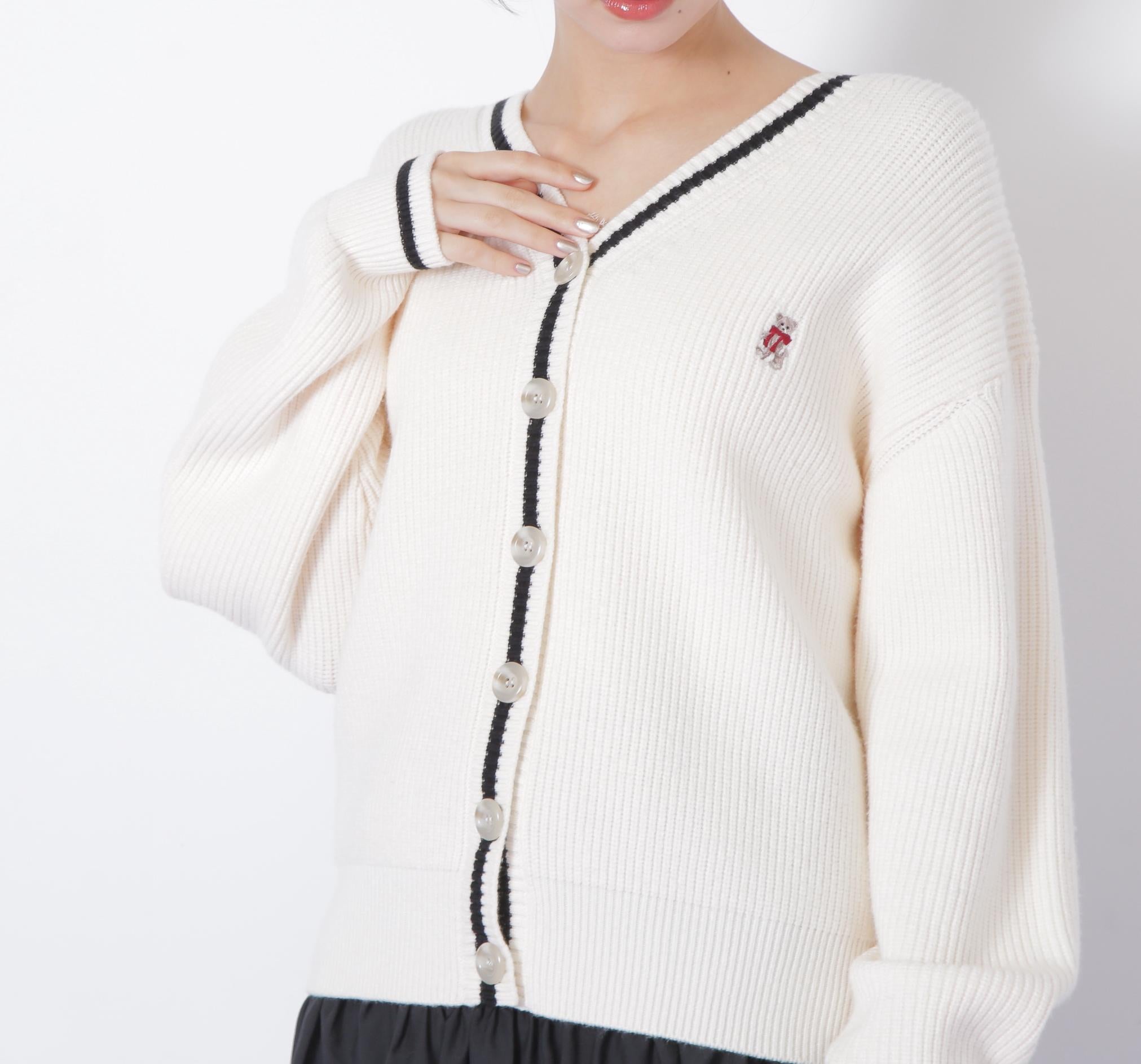 ＜ＢＥＡＲシリーズ＞カーディガンセットアップ エクリュ