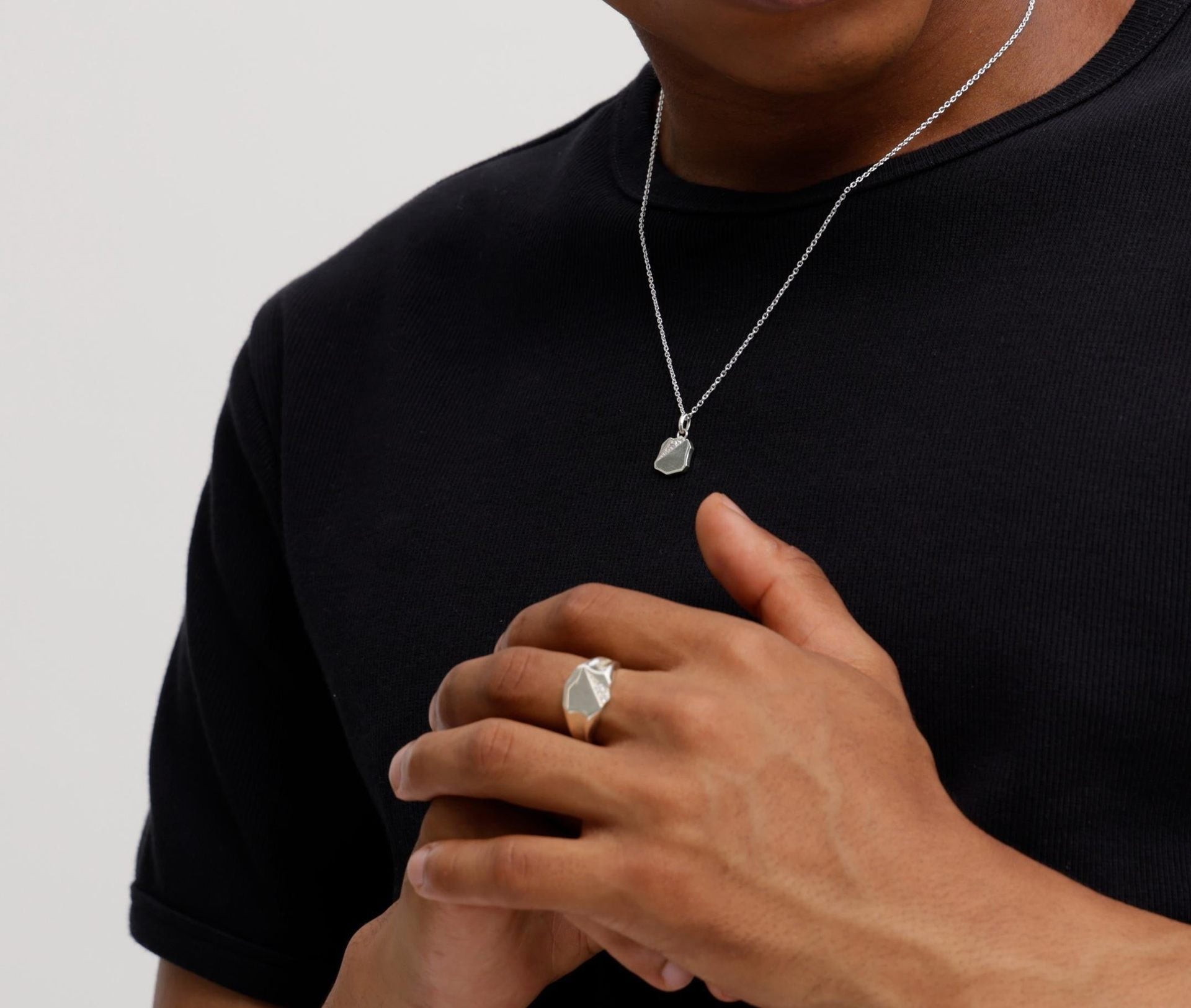 《AVI>EX × J.H.M CO.，LTD.》50th SIGNET >ING シルバー