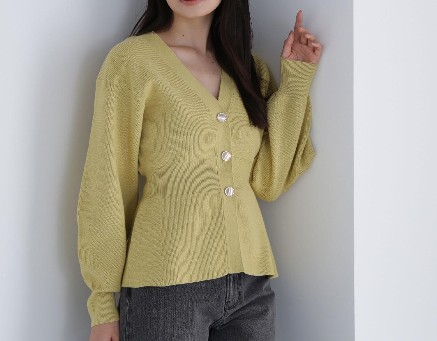 ペプラムフォルムカーディガン マスタードイエロー