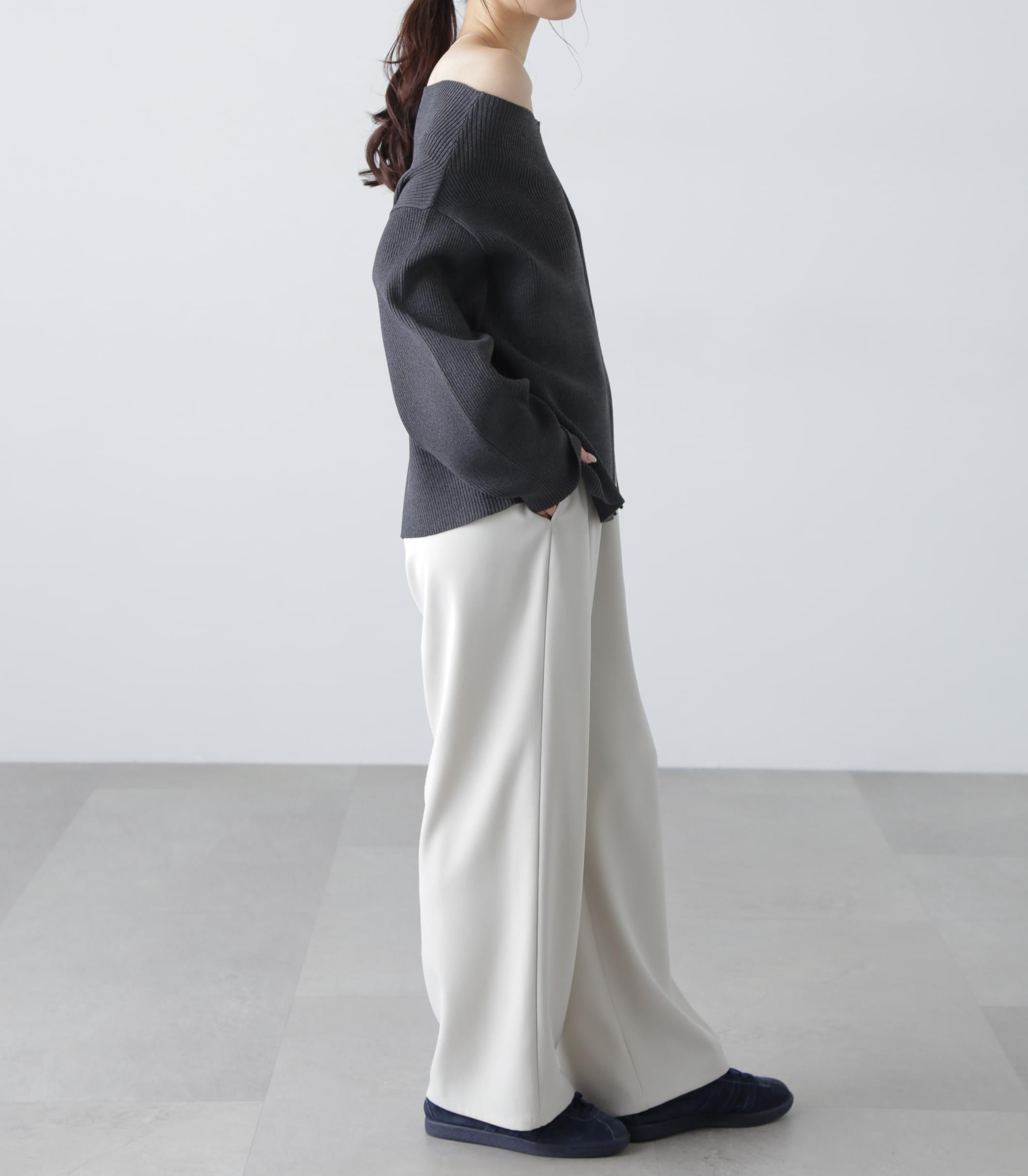 ウエストフリルイージーパンツ オフホワイト