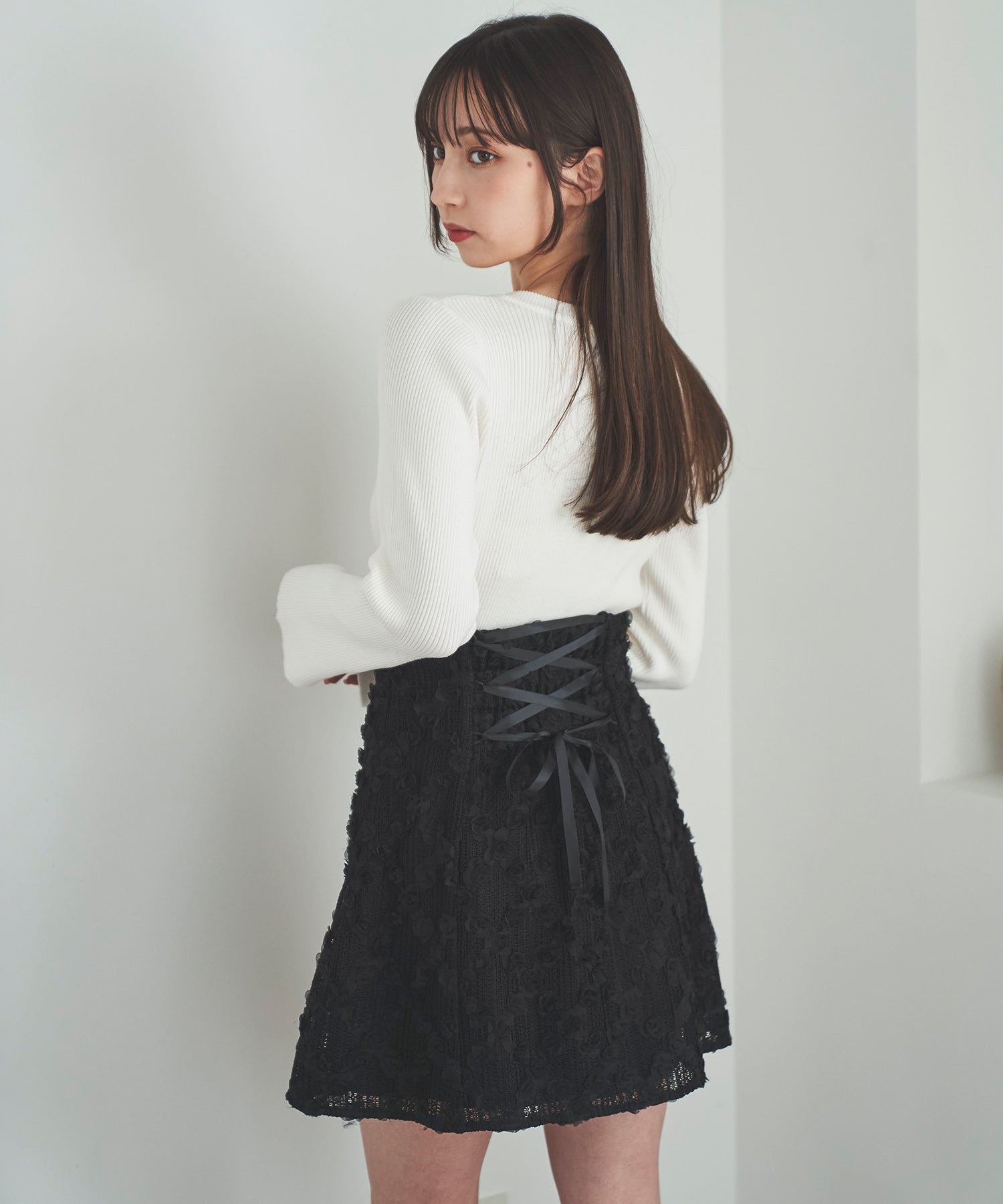 トランテアン ソン ドゥ モード 31 Sons de mode フラワーチュールミニスカート （ブラック） BLACK