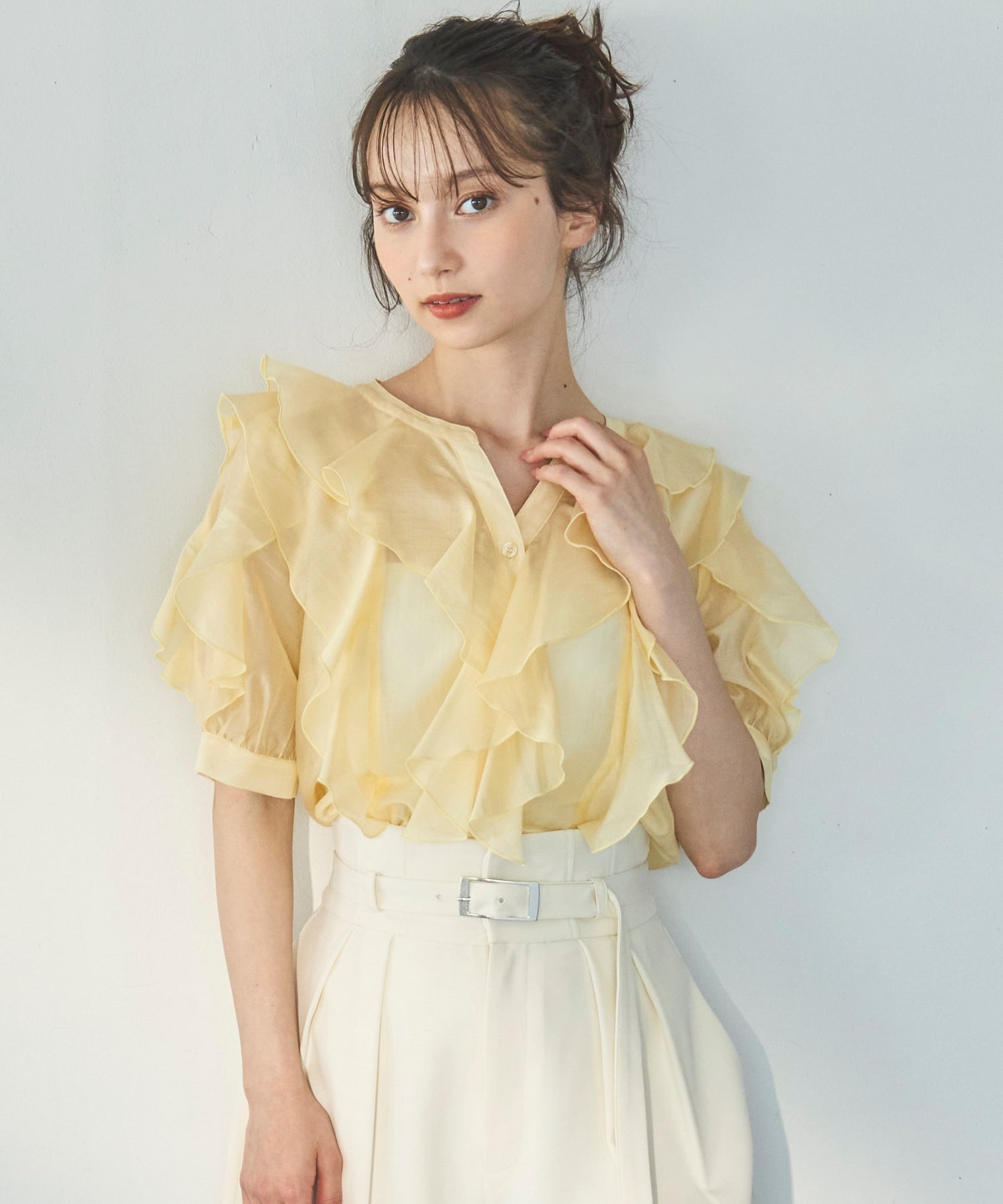 トランテアン ソン ドゥ モード 31 Sons de mode 2025春夏新作 シアーラッフルブラウス （YELLOW） YELLOW