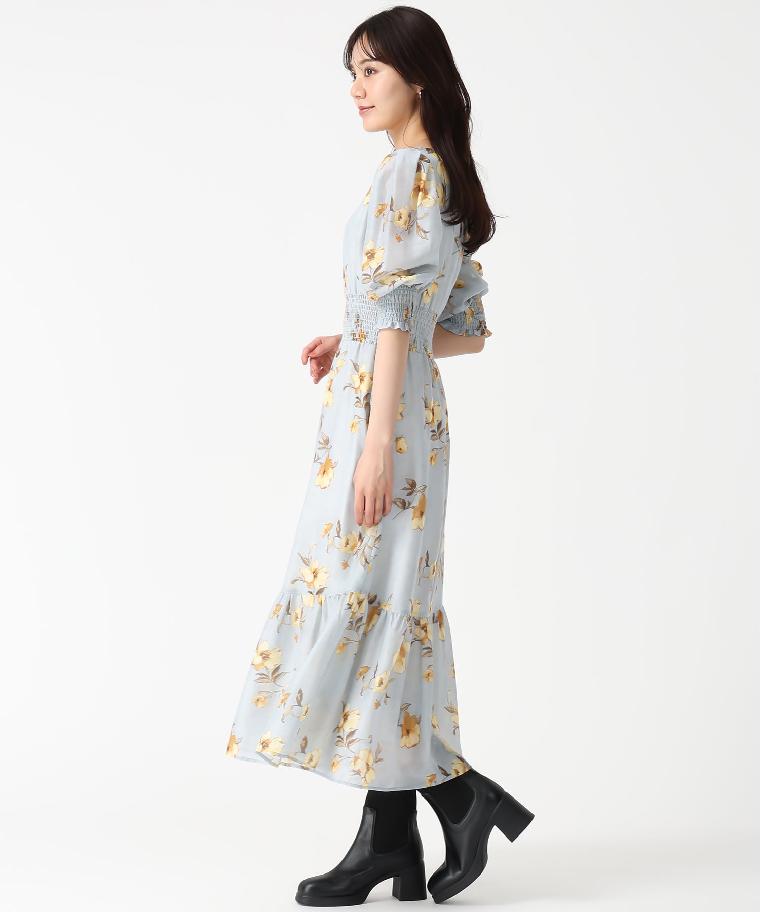 トランテアン ソン ドゥ モード 31 Sons de mode 2025秋冬新作 Vネックギャザーフラワーワンピース TT537407 （BROWN） BROWN