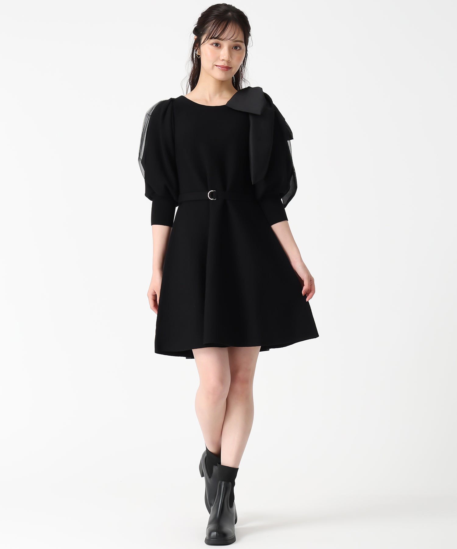トランテアン ソン ドゥ モード 31 Sons de mode 2025秋冬新作 肩リボンミニニットワンピース TT537409 （BLACK） BLACK
