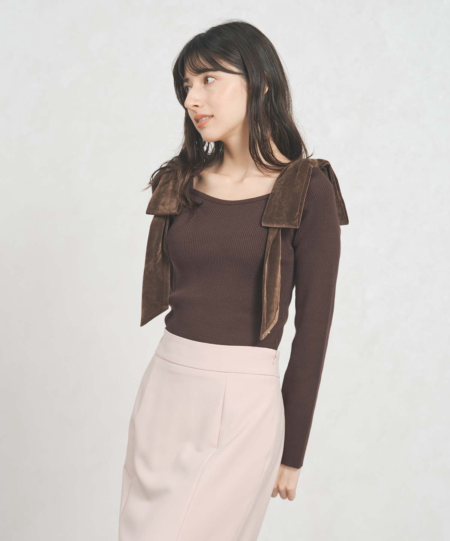 トランテアン ソン ドゥ モード 31 Sons de mode 2025秋冬新作 ベロア肩リボンニット TT538309 （BROWN） BROWN