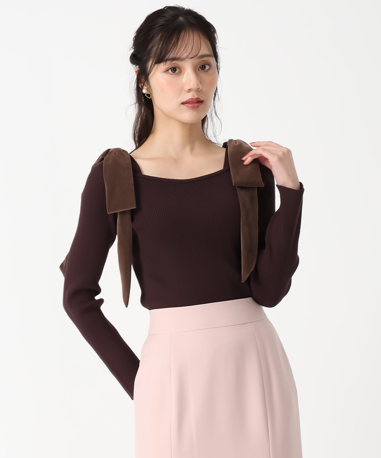 トランテアン ソン ドゥ モード 31 Sons de mode 2025秋冬新作 ベロア肩リボンニット TT538309 （BROWN） BROWN