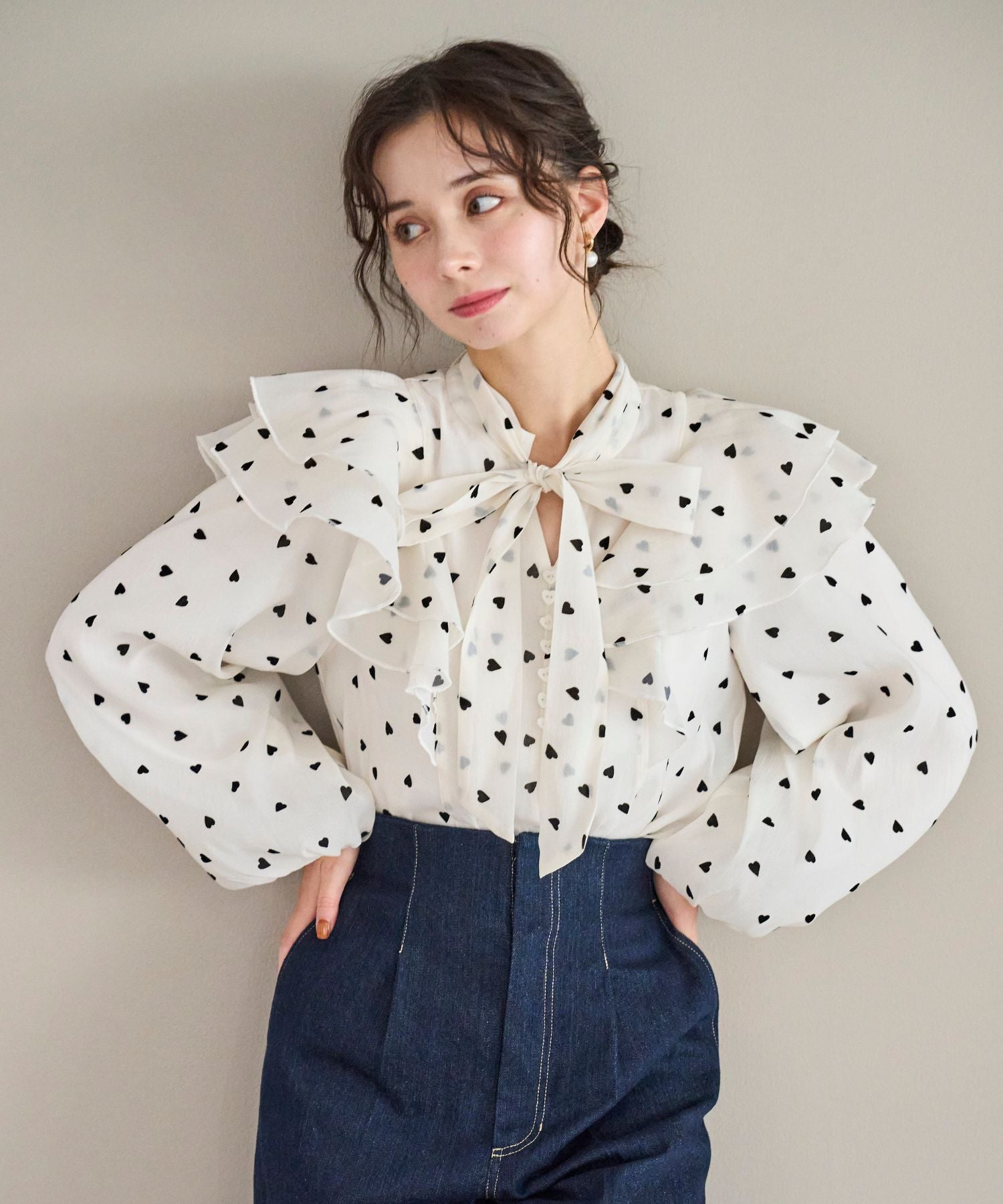 トランテアン ソン ドゥ モード 31 Sons de mode 2025秋冬新作 ハートフロッキーブラウス TT538110 （OFF-WHITE） OFF-WHITE