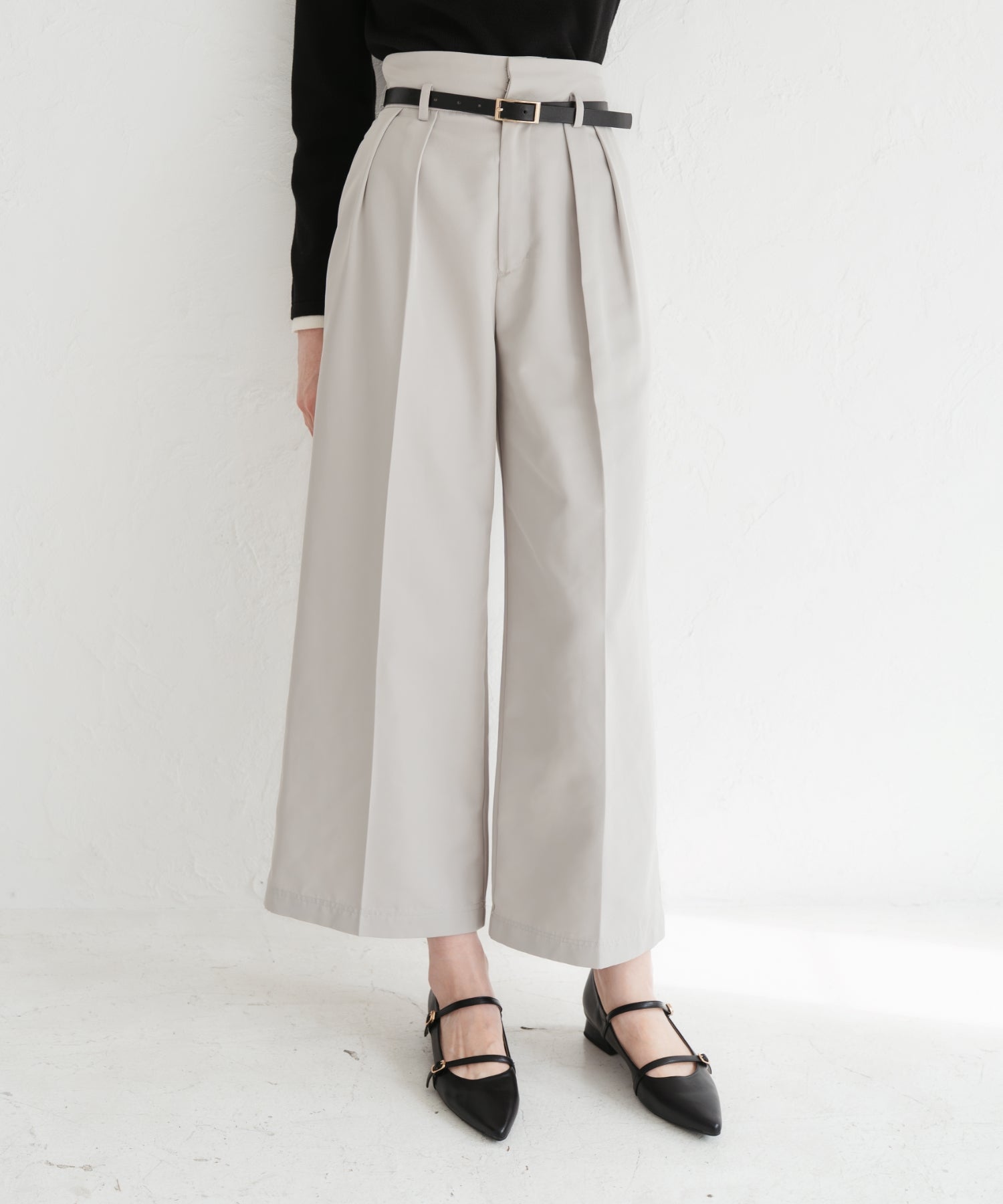 トランテアン ソン ドゥ モード 31 Sons de mode 値段未確定2025秋冬新作 合皮ベルト付チノパンツ TT537304 （GREIGE） GREIGE