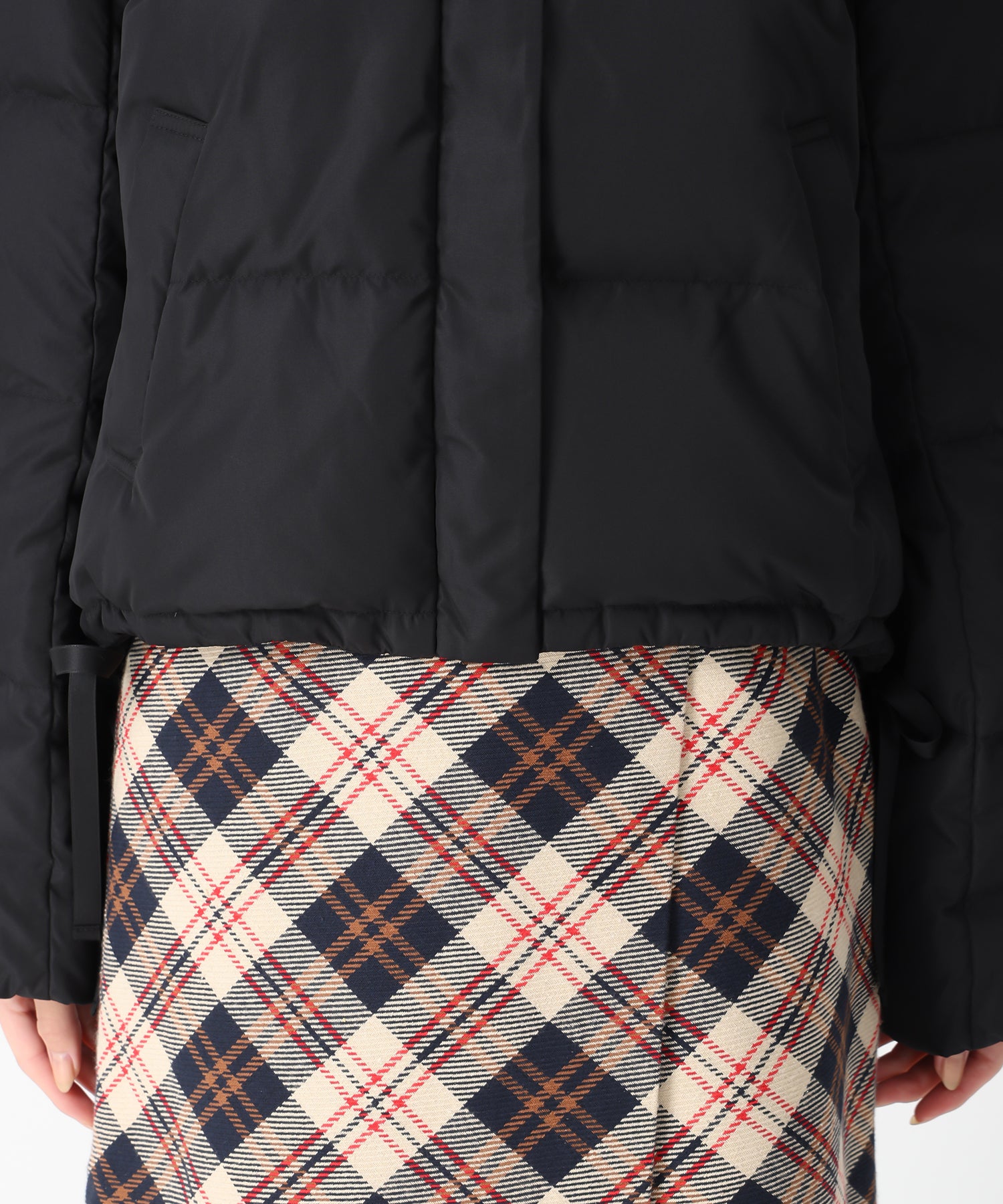 トランテアン ソン ドゥ モード 31 Sons de mode 2025秋冬新作 サイドリボンフード付ショートダウン TT548601 （BLACK） BLACK