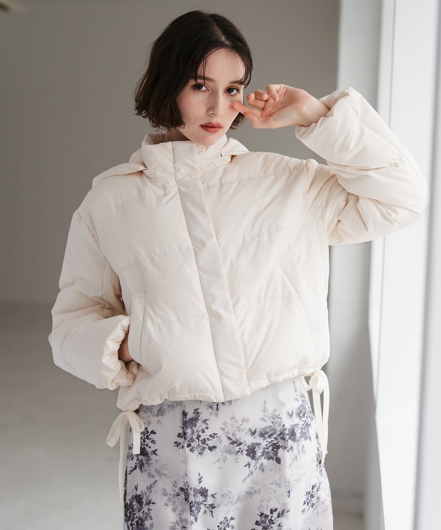 トランテアン ソン ドゥ モード 31 Sons de mode 2025秋冬新作 サイドリボンフード付ショートダウン TT548601 （IVORY） IVORY