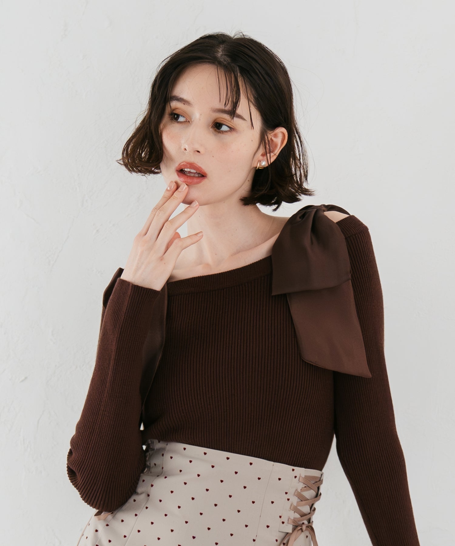 トランテアン ソン ドゥ モード 31 Sons de mode 2025秋冬新作 肩リボンシアーニット TT548304 （BROWN） BROWN