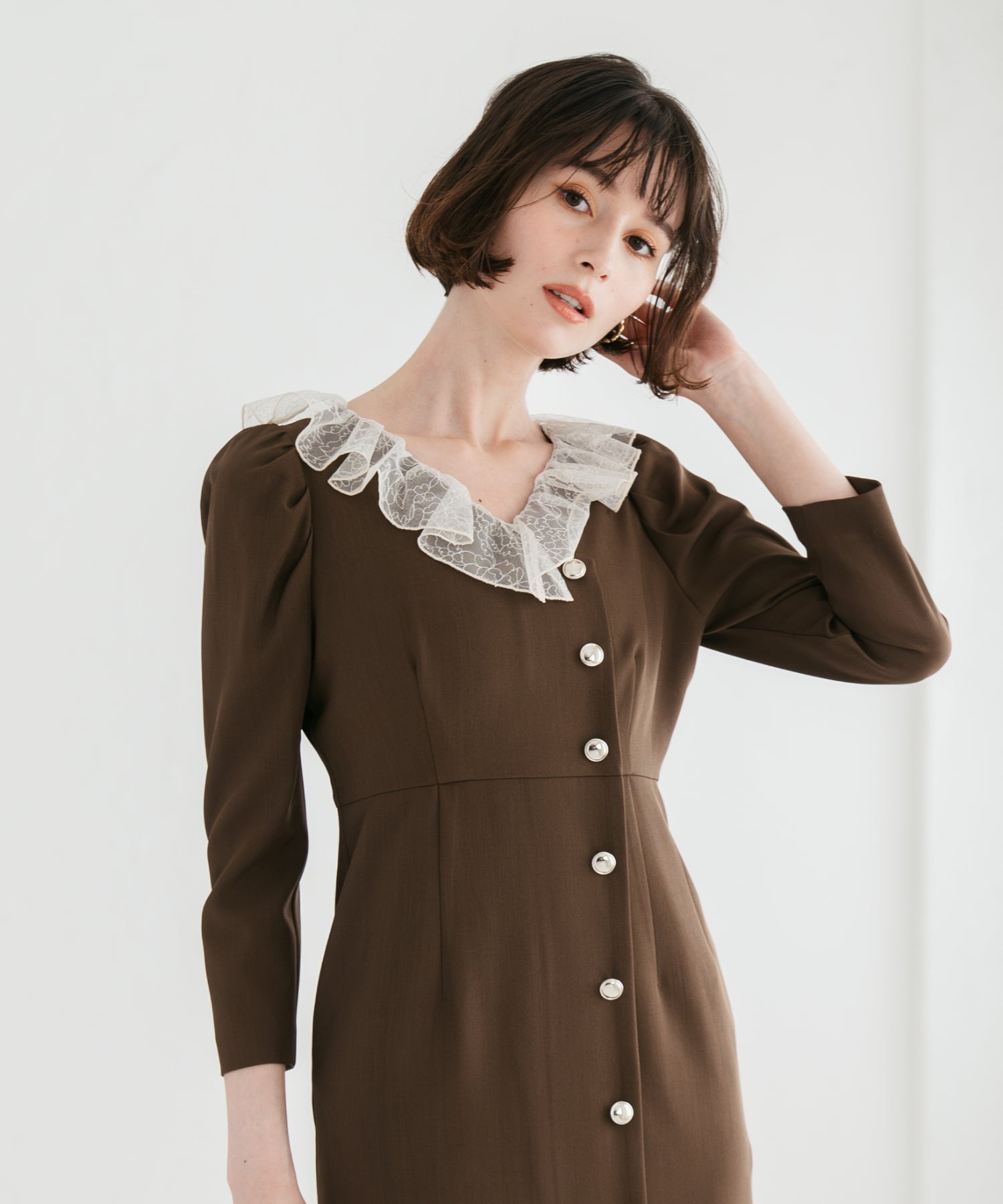 トランテアン ソン ドゥ モード 31 Sons de mode 2025秋冬新作 レースフリルワンピース TT547405 （BROWN） BROWN