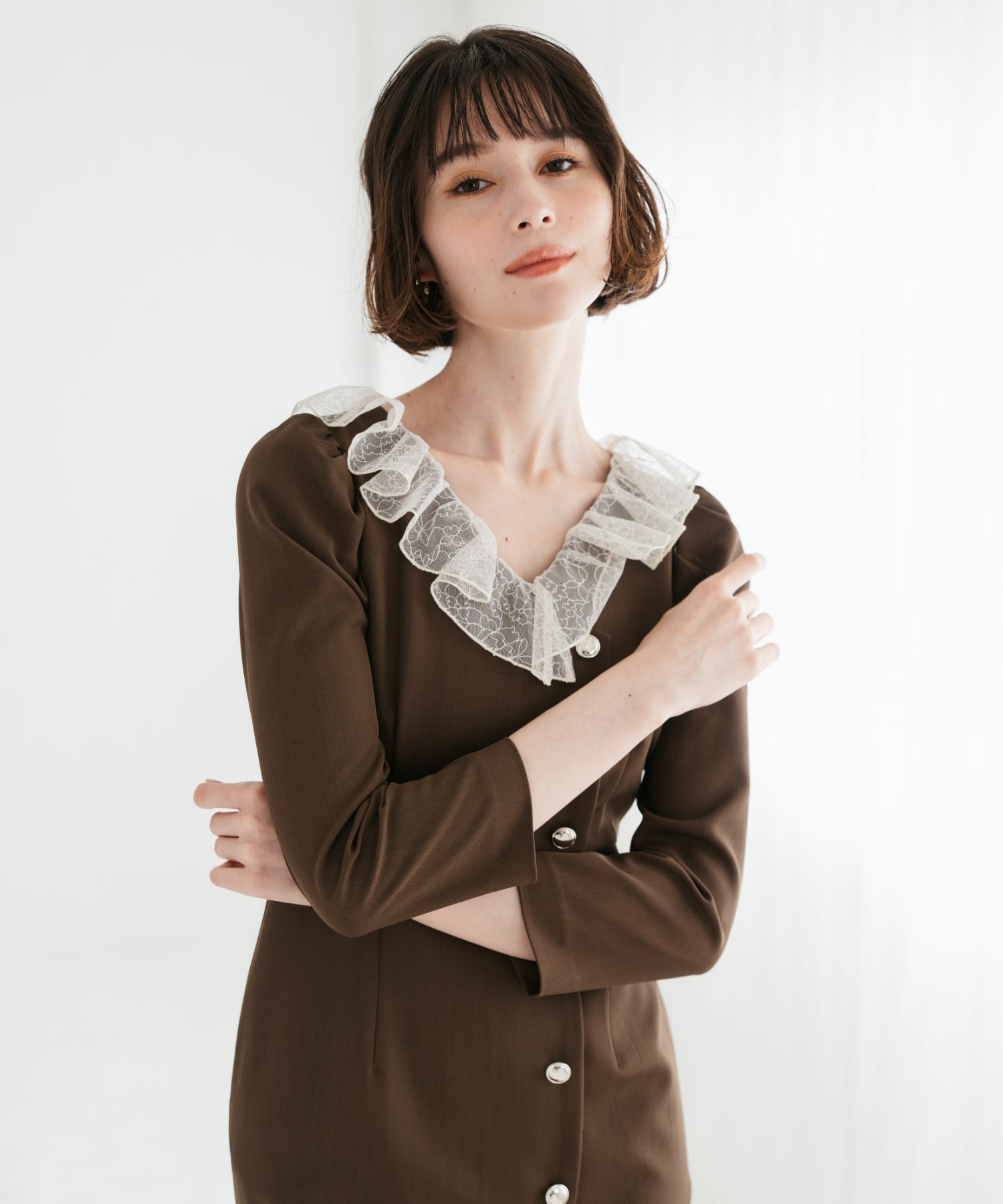 トランテアン ソン ドゥ モード 31 Sons de mode 2025秋冬新作 レースフリルワンピース TT547405 （BROWN） BROWN