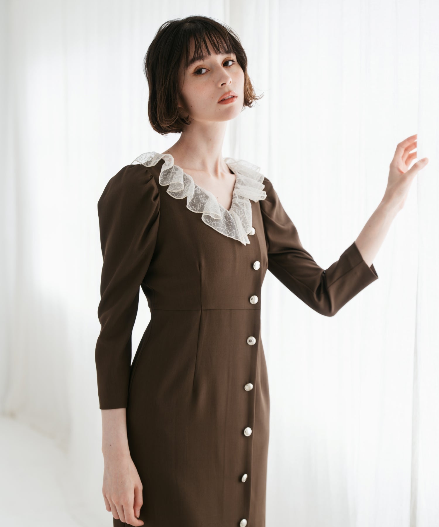 トランテアン ソン ドゥ モード 31 Sons de mode 2025秋冬新作 レースフリルワンピース TT547405 （BROWN） BROWN