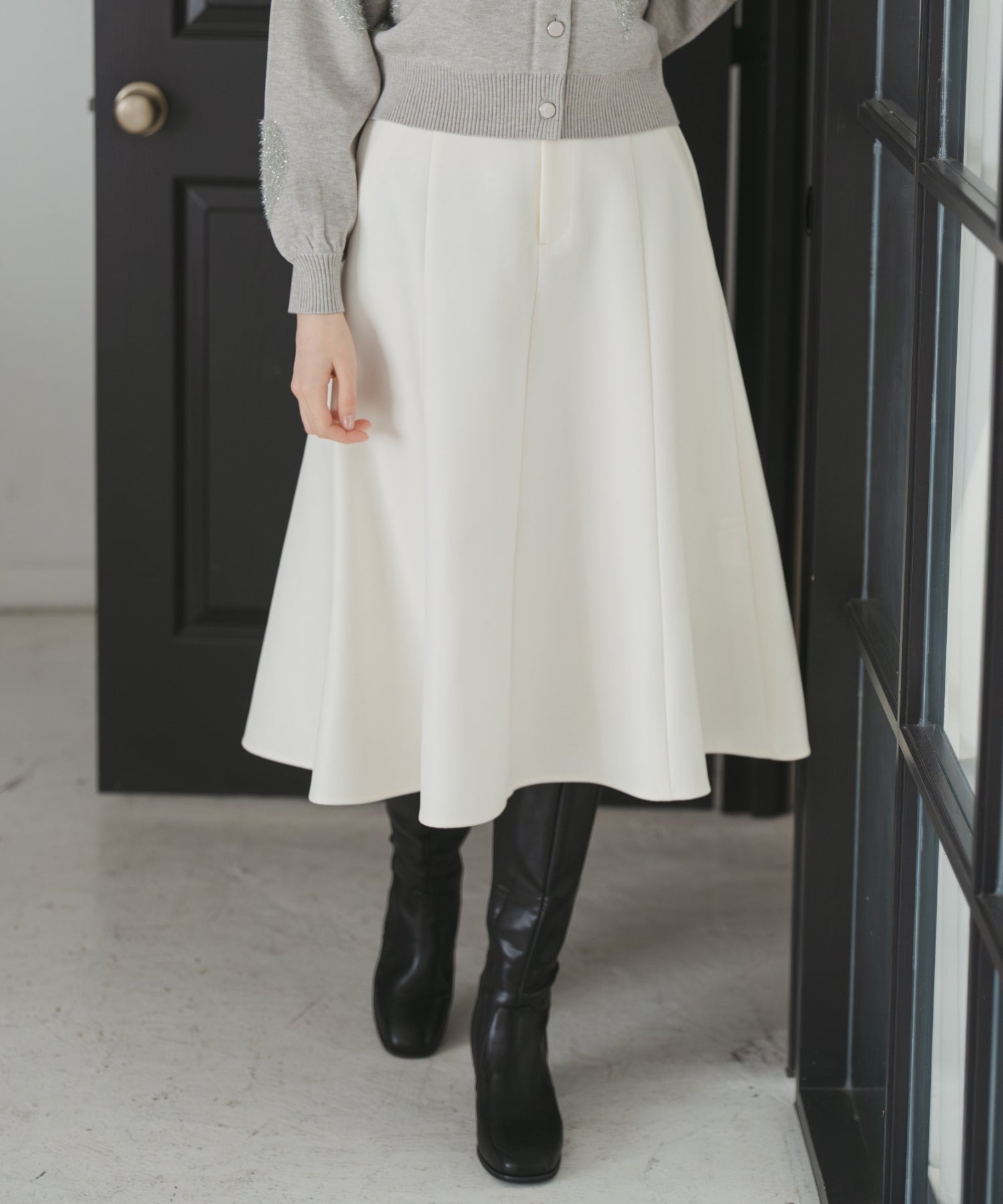 トランテアン ソン ドゥ モード 31 Sons de mode 2025秋冬新作 ベルト付きミディフレアスカート TT547209 （OFF-WHITE） OFF-WHITE